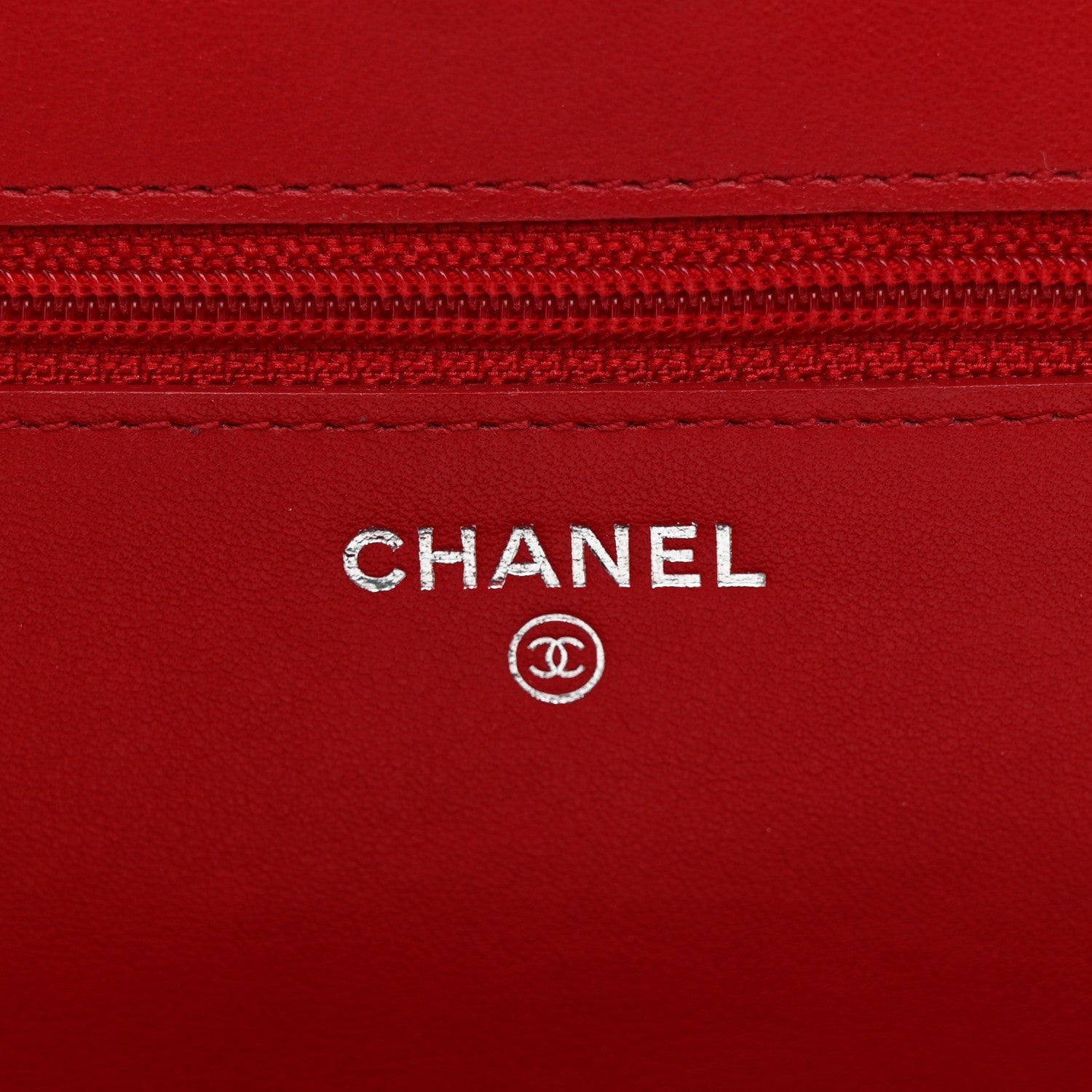 Caviar Sevruga Wallet on Chain WOC Red
