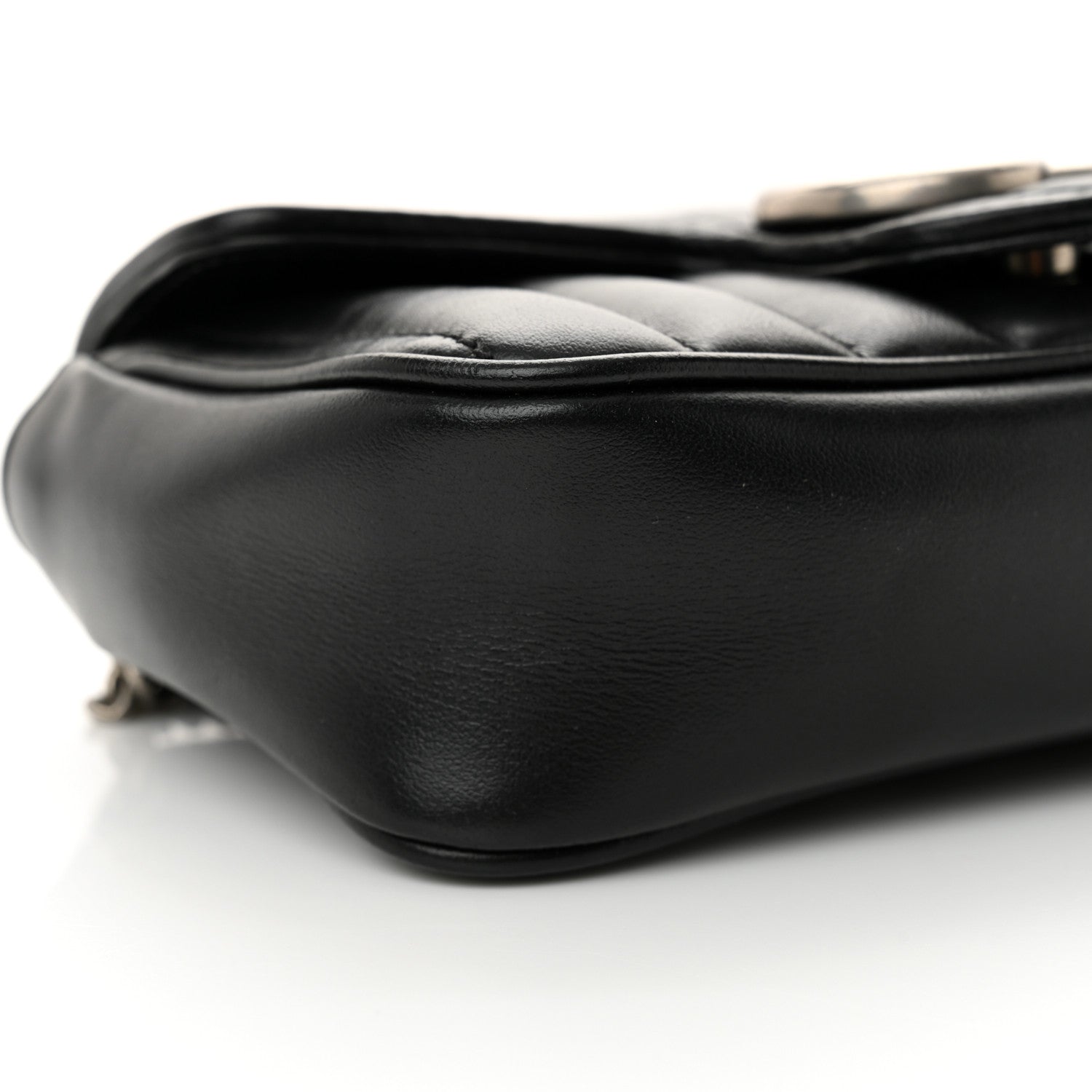 Calfskin Matelasse Aria Super Mini GG Marmont Shoulder Bag Black