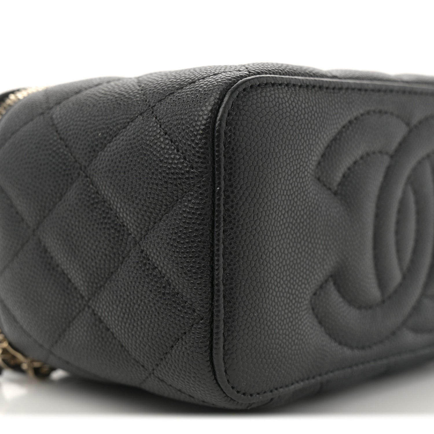 Caviar Quilted Small Vanity Case With Chain Black