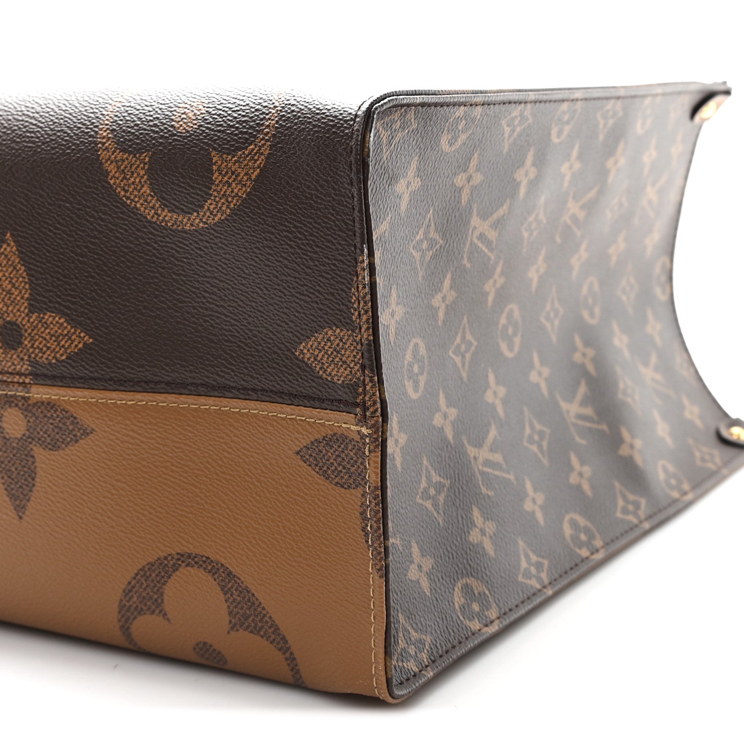 Reverse Monogram Giant Onthego GM