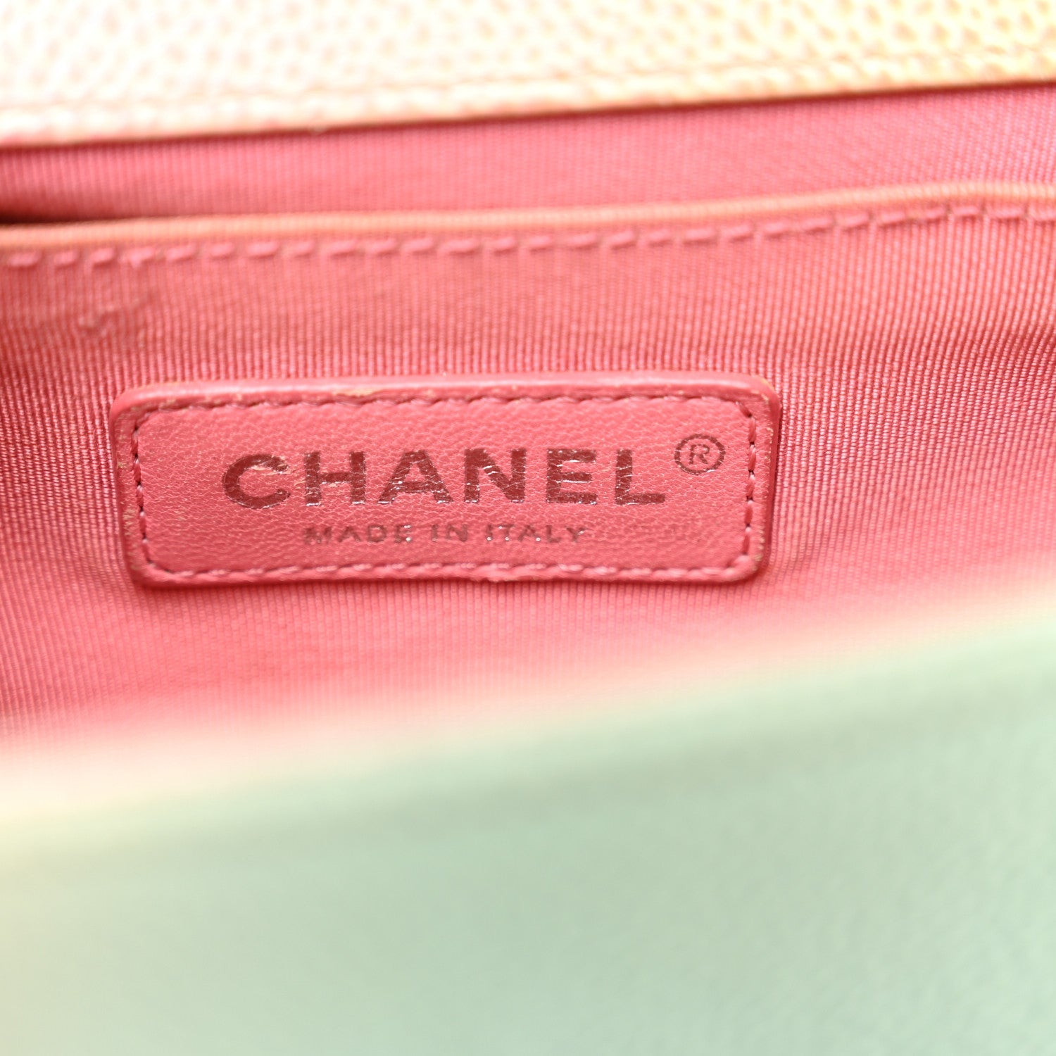 Caviar Quilted Medium Cuba Rainbow Boy Flap Pink Multicolor
