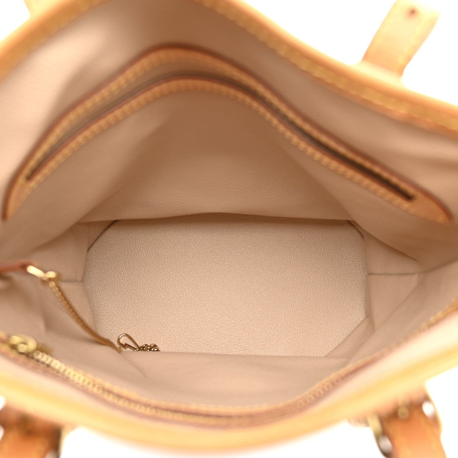 Monogram Petit Bucket 23