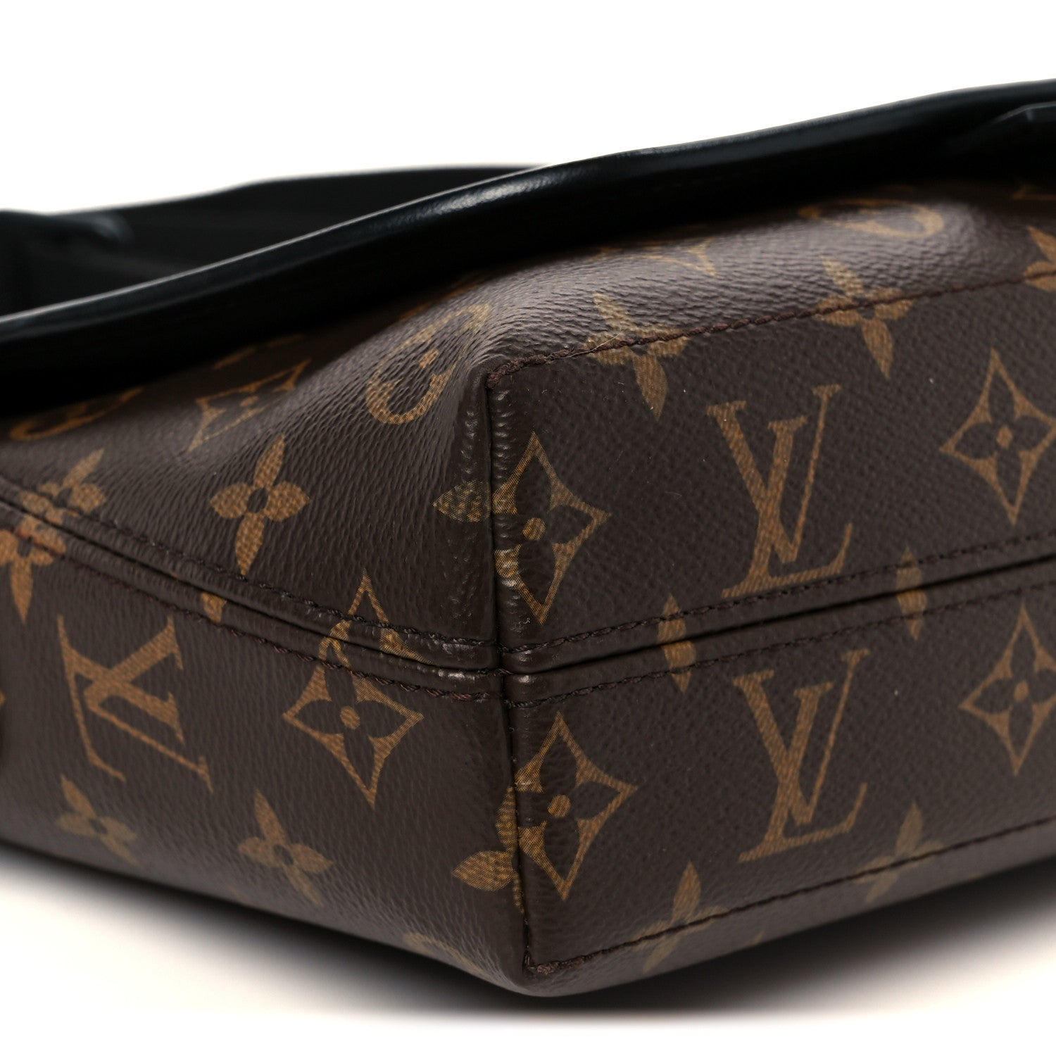 Monogram Macassar Magnetic Messenger