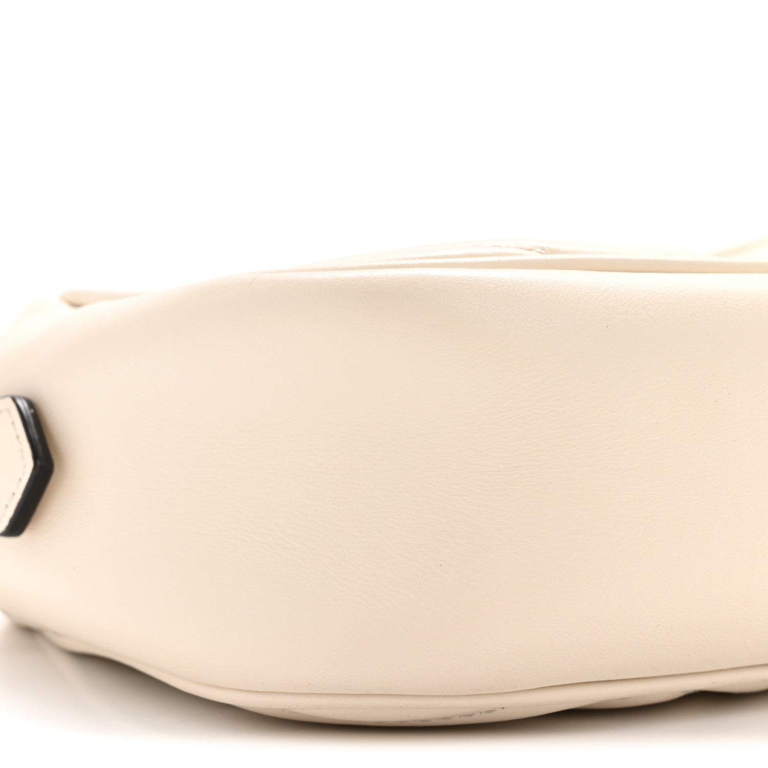 Calfskin Matelasse Small GG Marmont Chain Shoulder Bag White