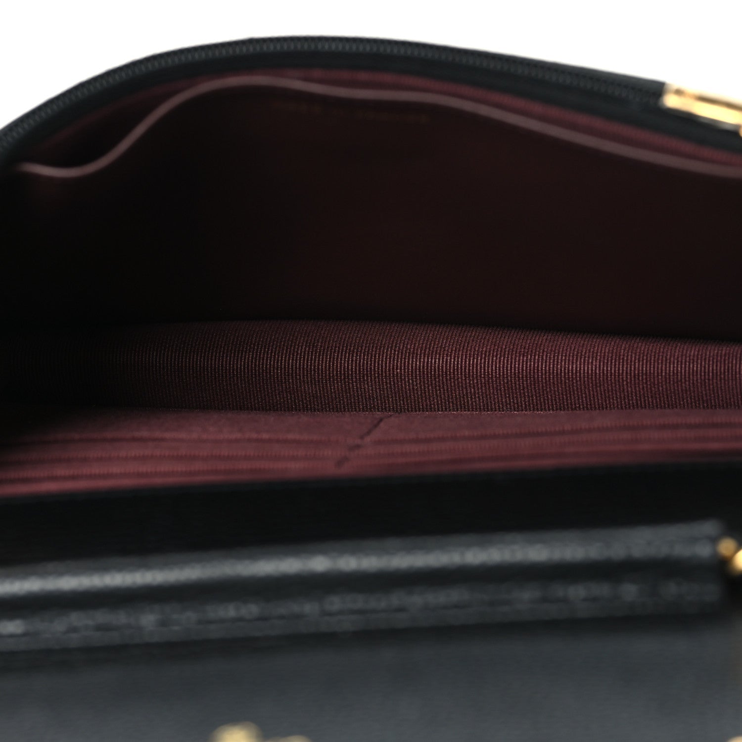 Caviar Quilted CC Turnlock Wallet On Chain WOC Black