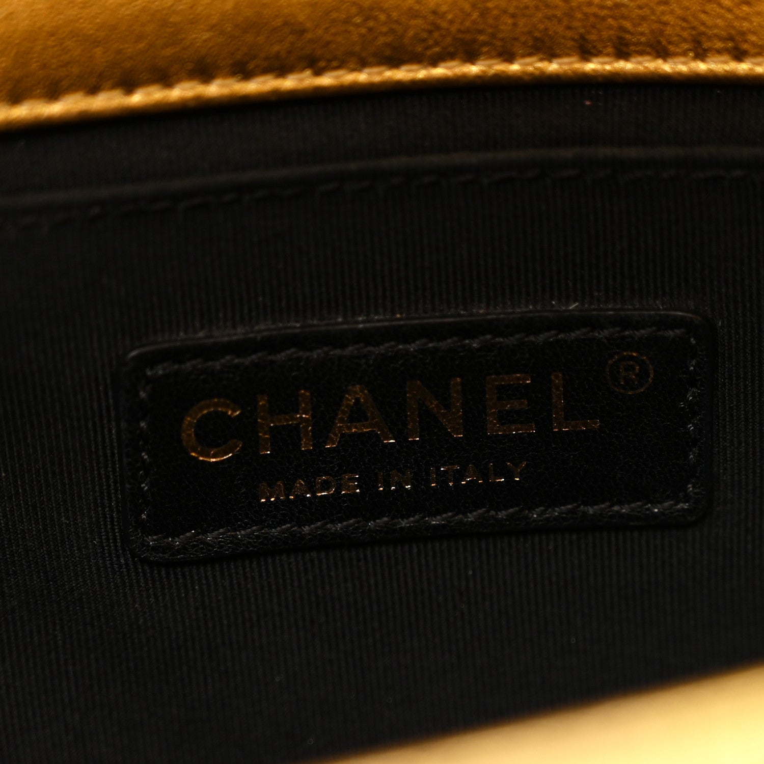 Metallic Patent Calfskin Quilted Medium Boy Flap Gold
