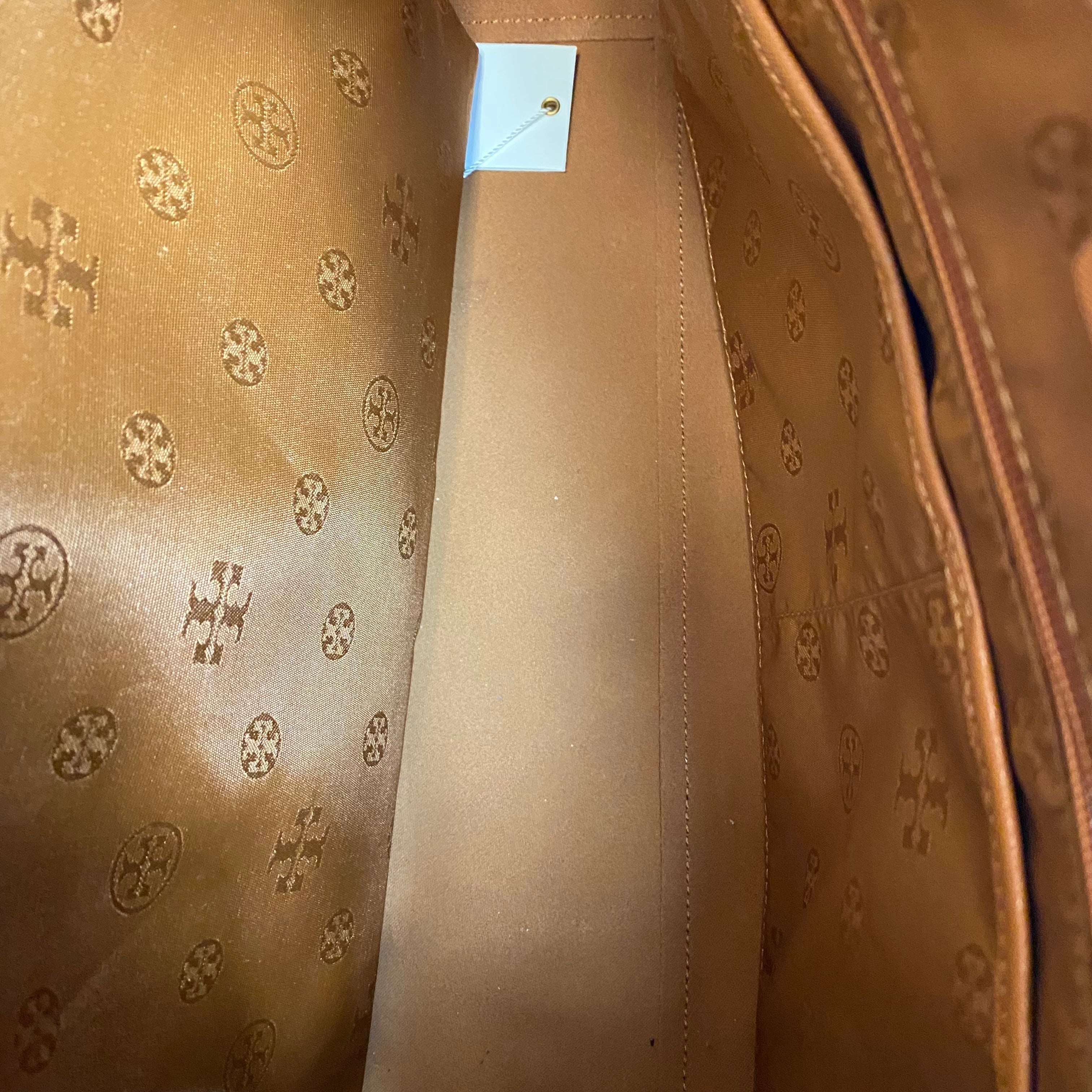 Handbag Designer By Tory Burch, Size: Large