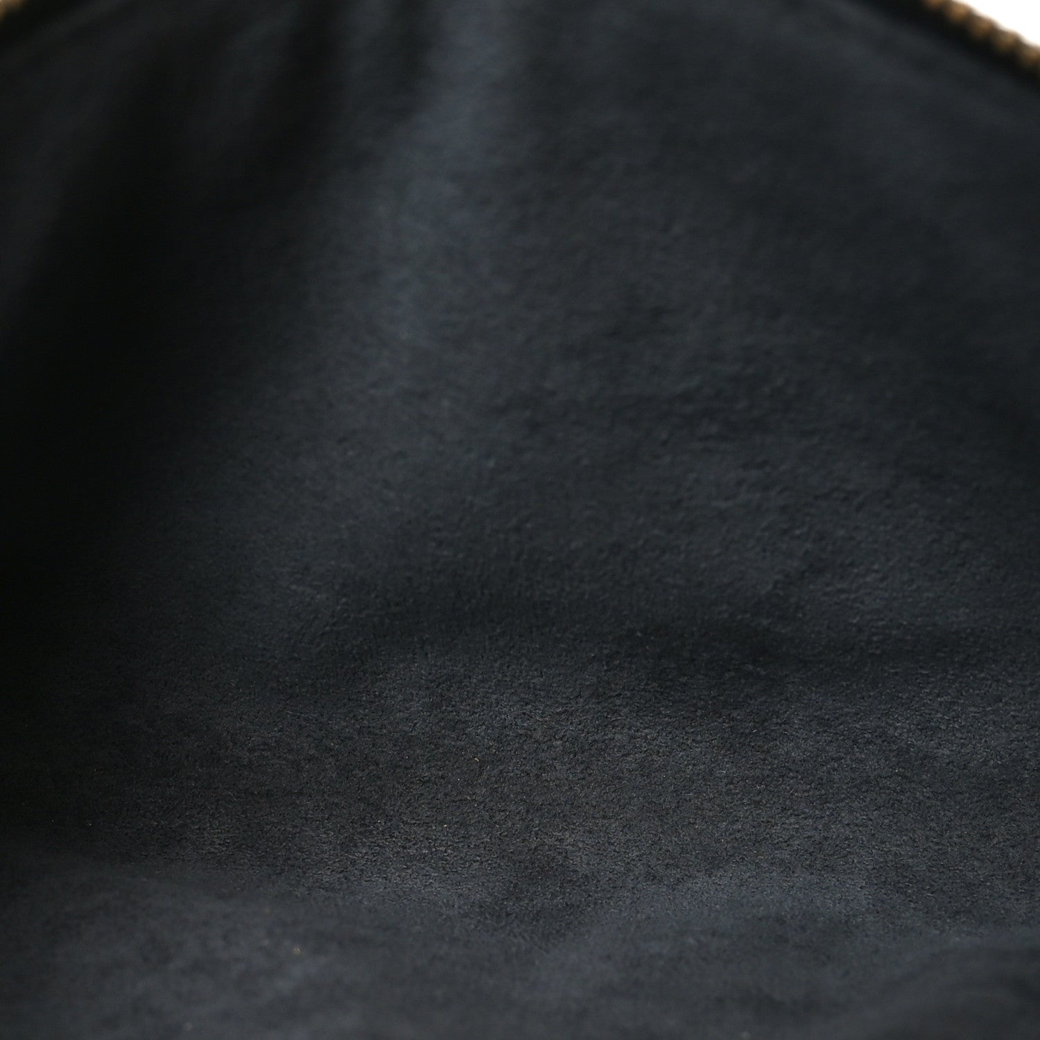 Epi Pochette Accessories 21 Black