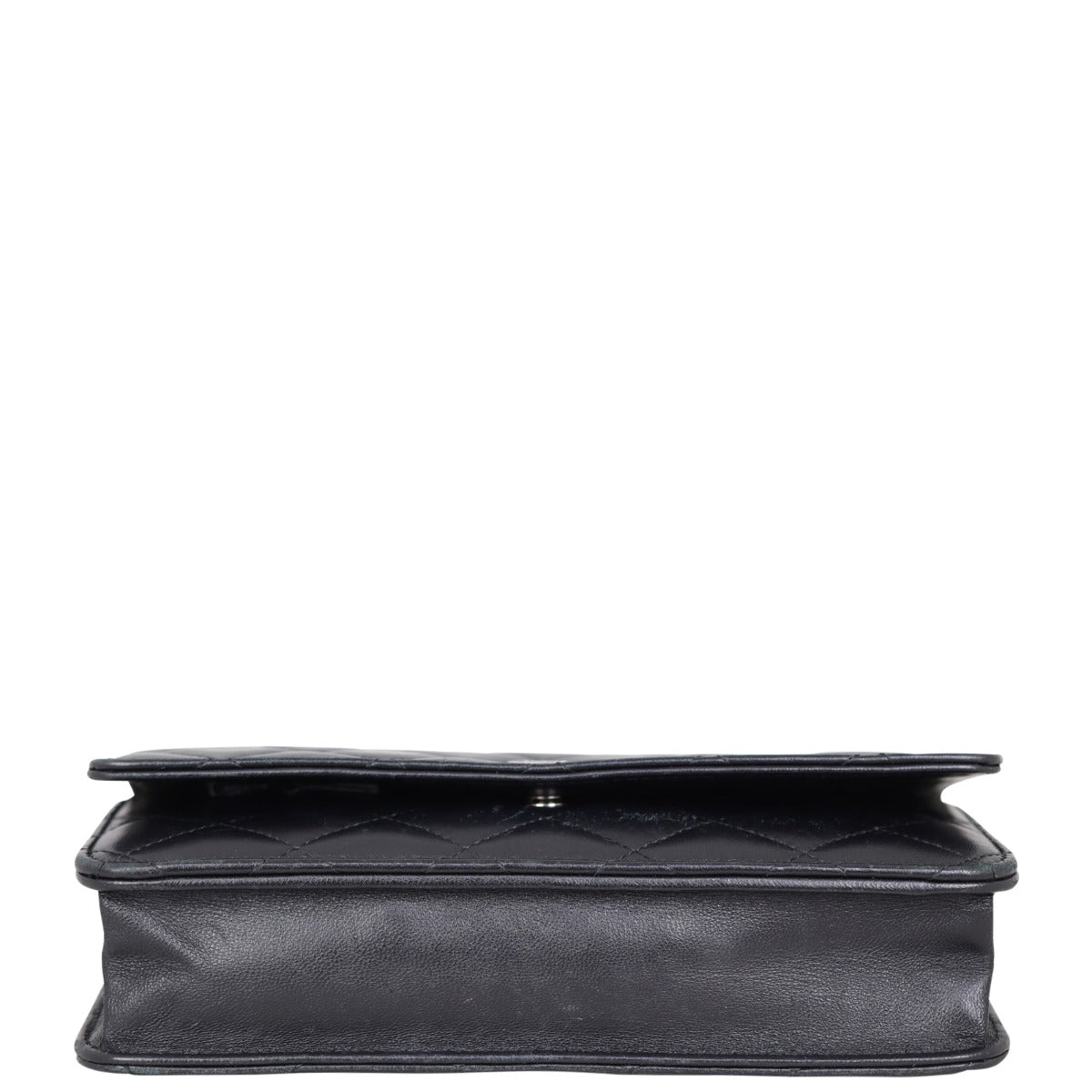 Chanel Classic Wallet on Chain | STH