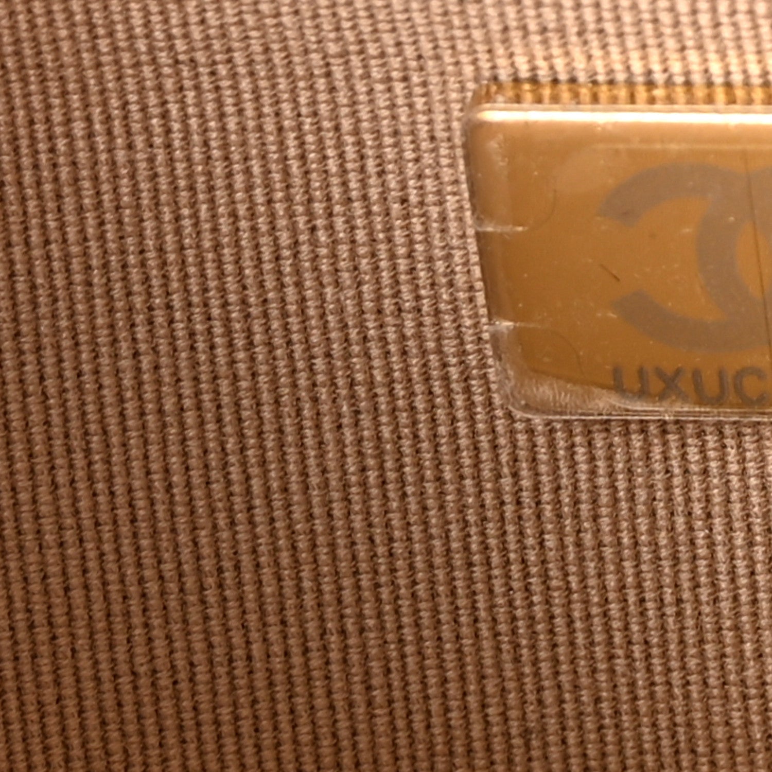 Caviar Quilted Wallet on Chain WOC Beige