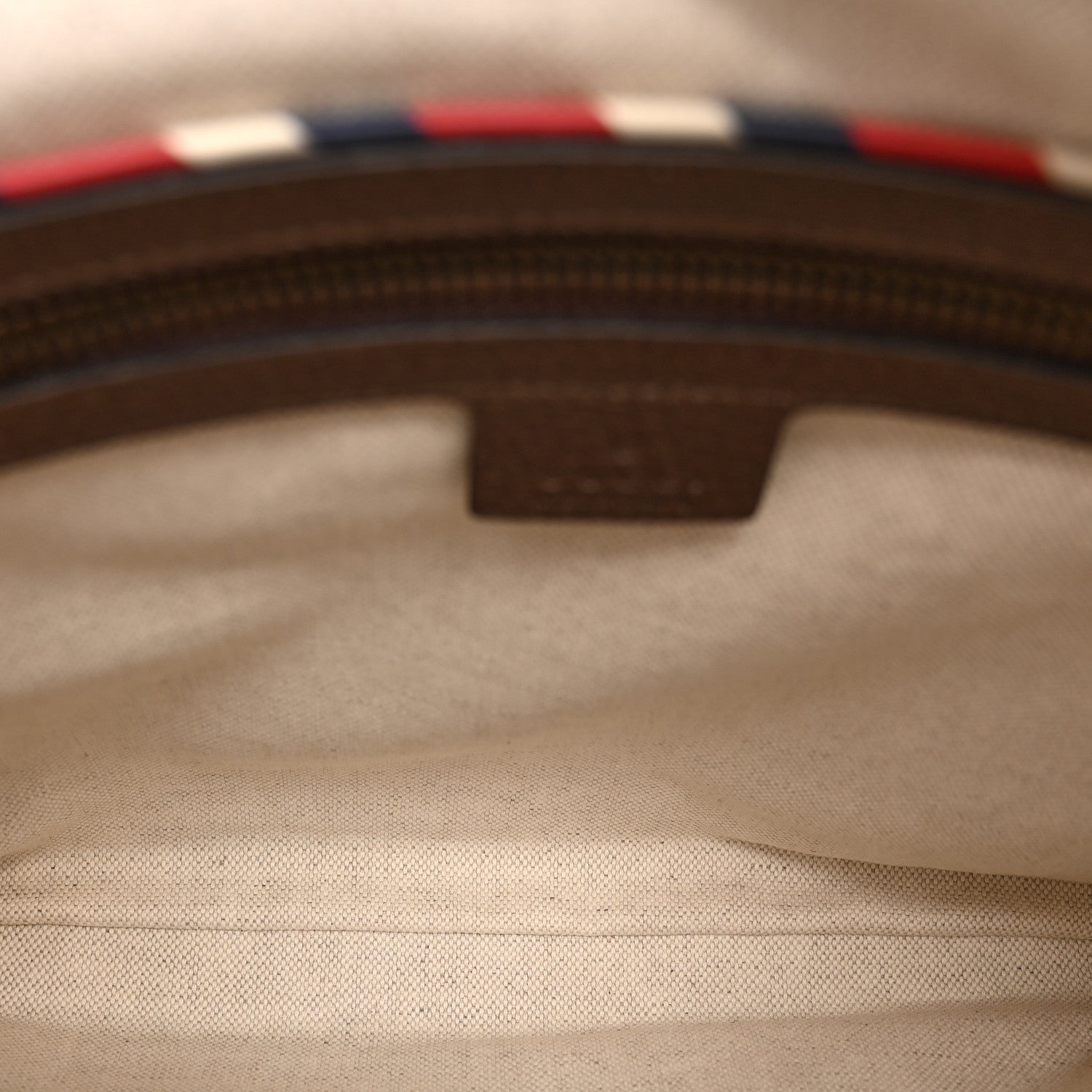 Soft GG Supreme Monogram Courrier Web Medium Flat Messenger Bag Beige New Acero Multicolor