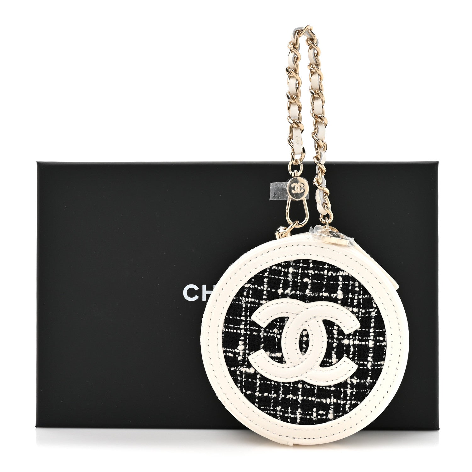 Tweed Quilted Round Filigree Pouch With Chain White Black