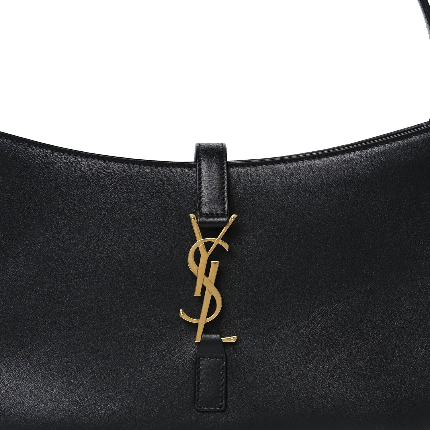 Smooth Calfskin Le 5 A 7 Hobo Black