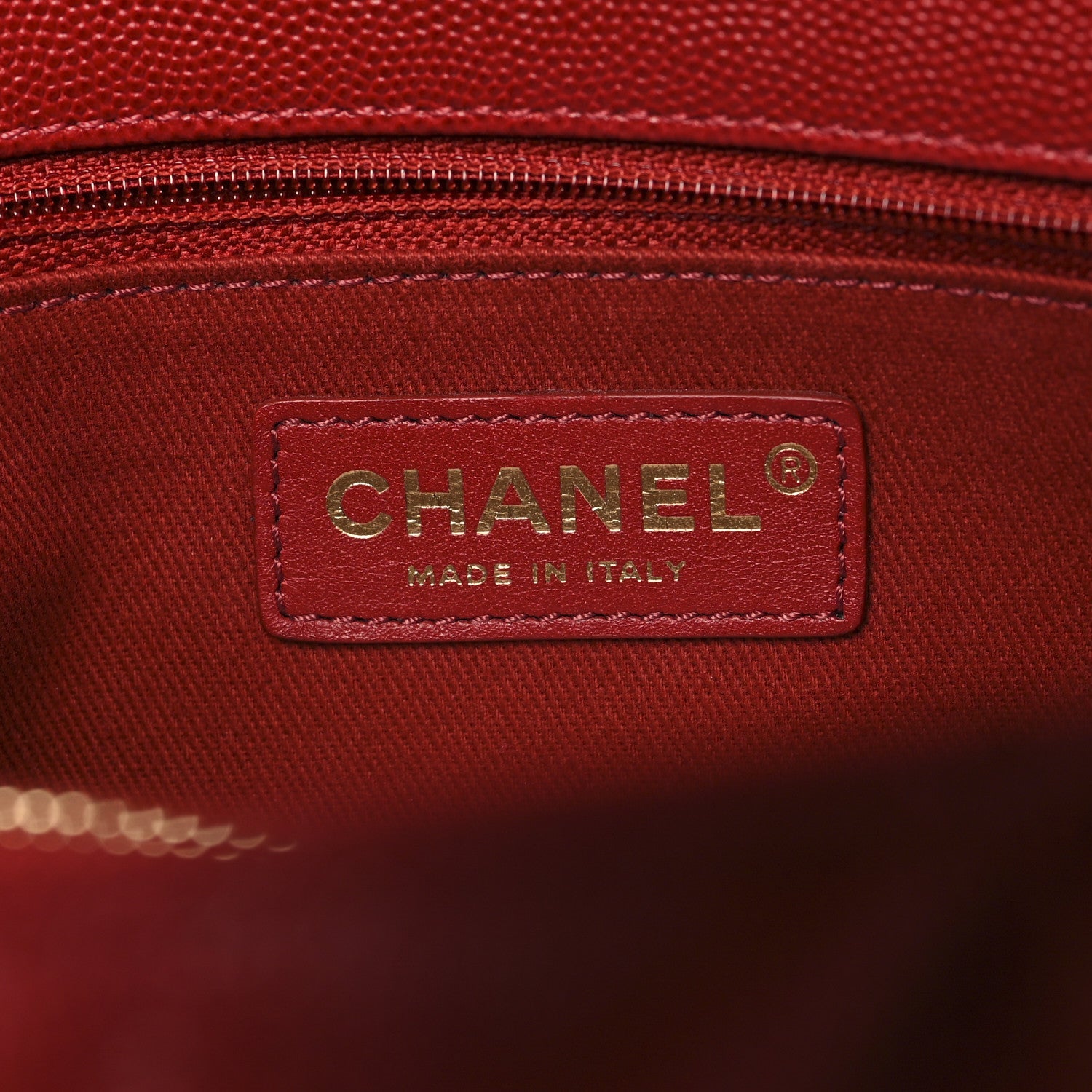 Caviar Quilted Medium Coco Handle Flap Red