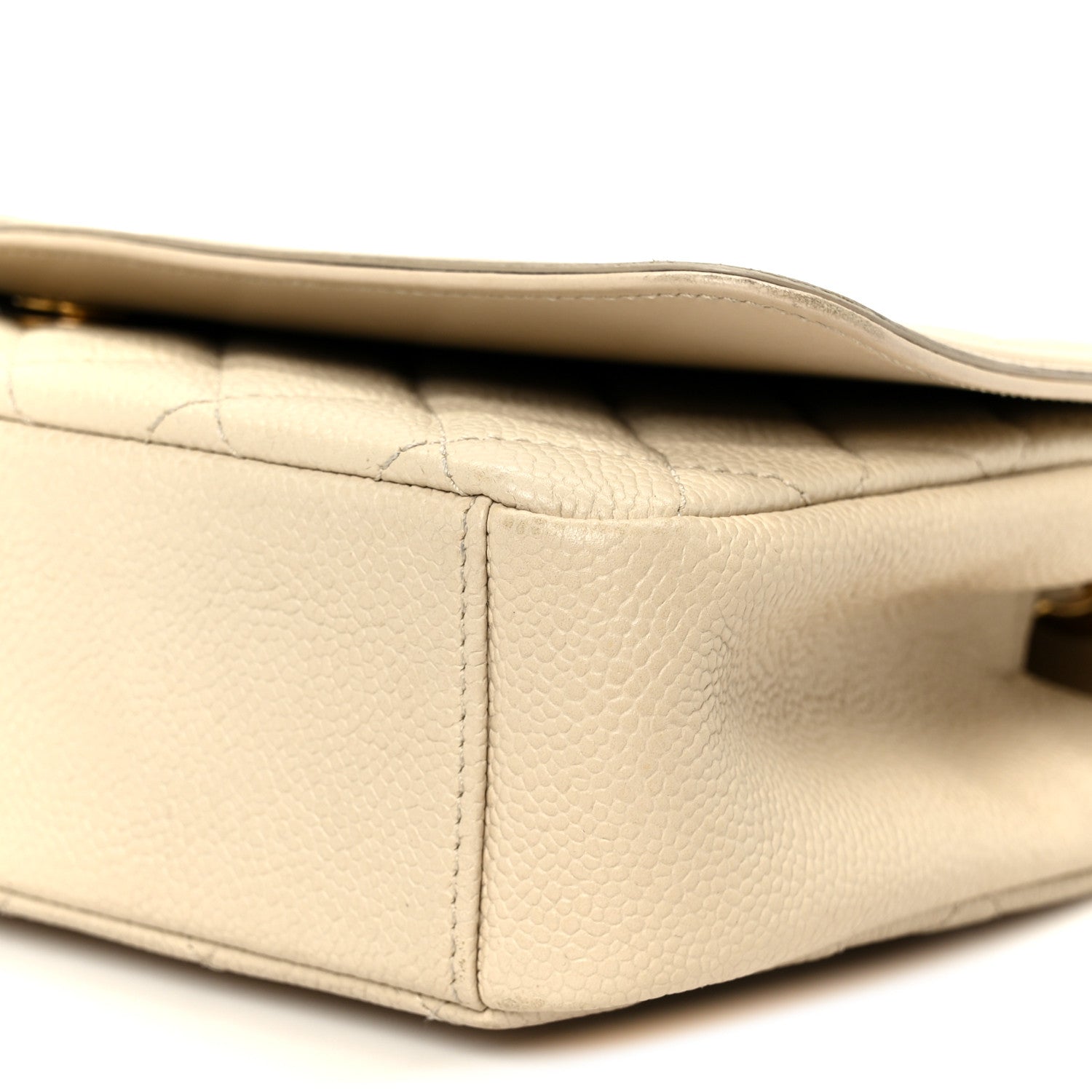 Caviar Quilted Medium CC Filigree Flap Beige
