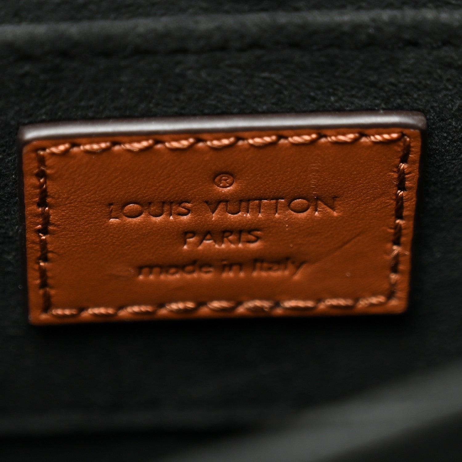 Reverse Monogram Dauphine Mini