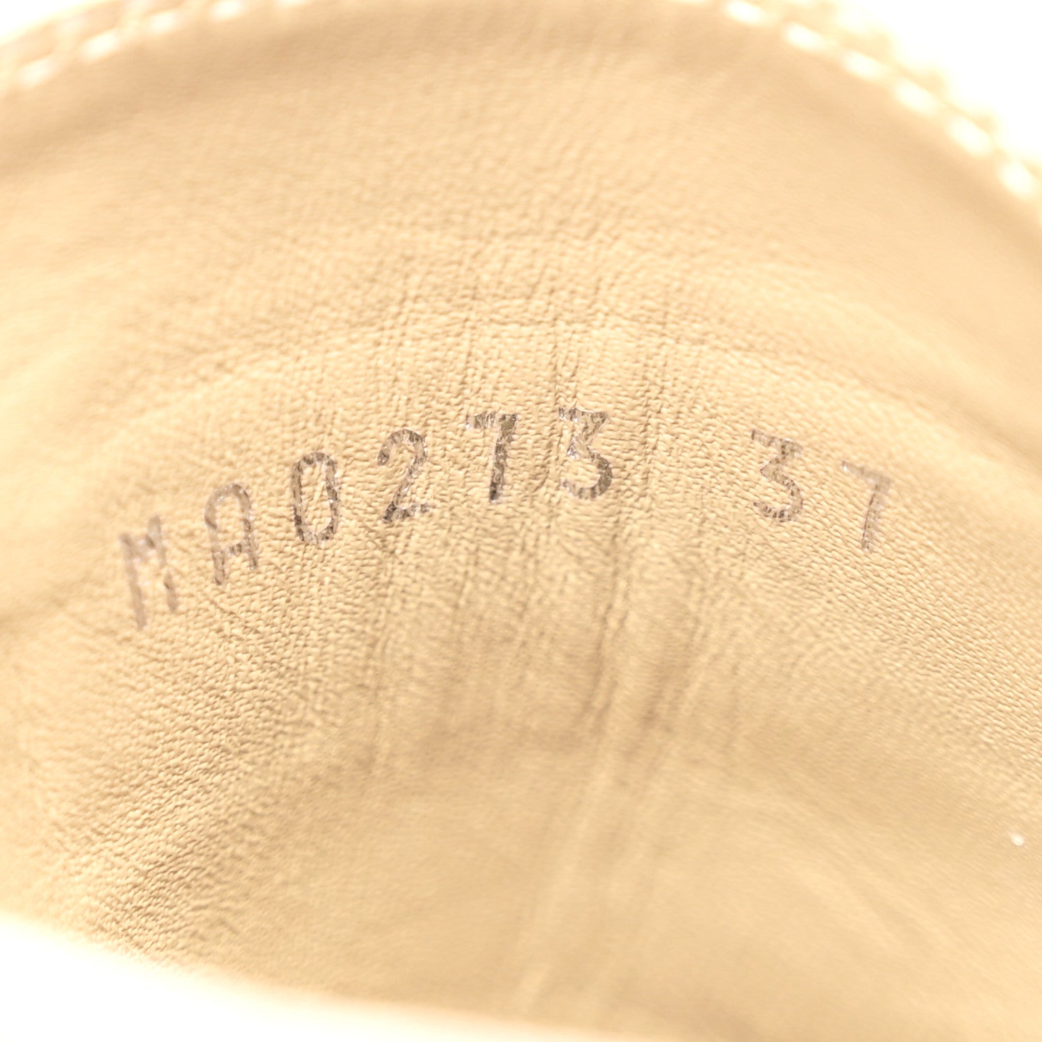 Suede Calfskin Laureate Platform Desert Boots 37 Beige