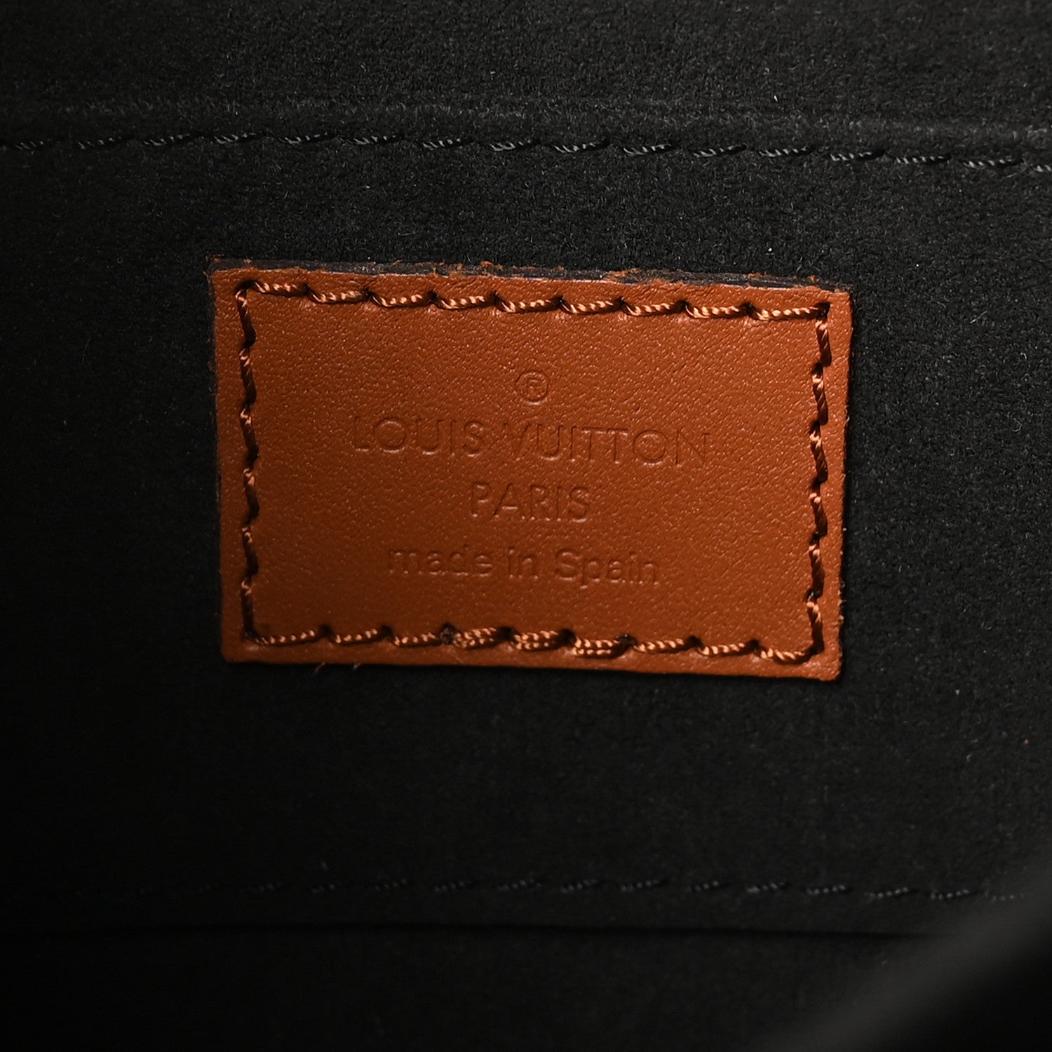 Reverse Monogram Dauphine Mini