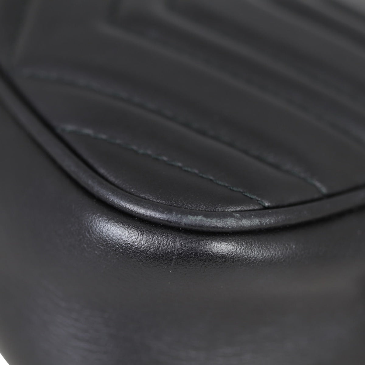 Gucci GG Marmont Small Camera Bag