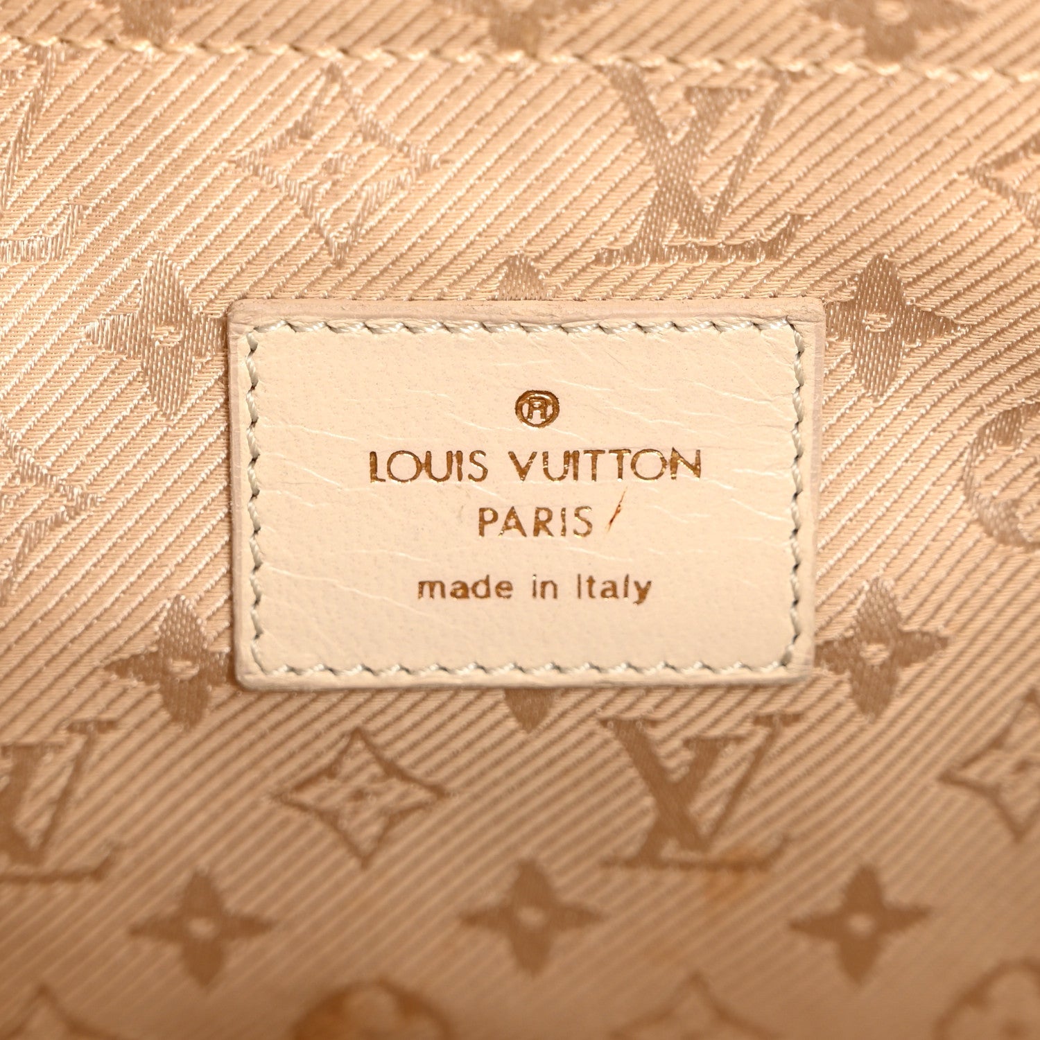 Lambskin Riveting White