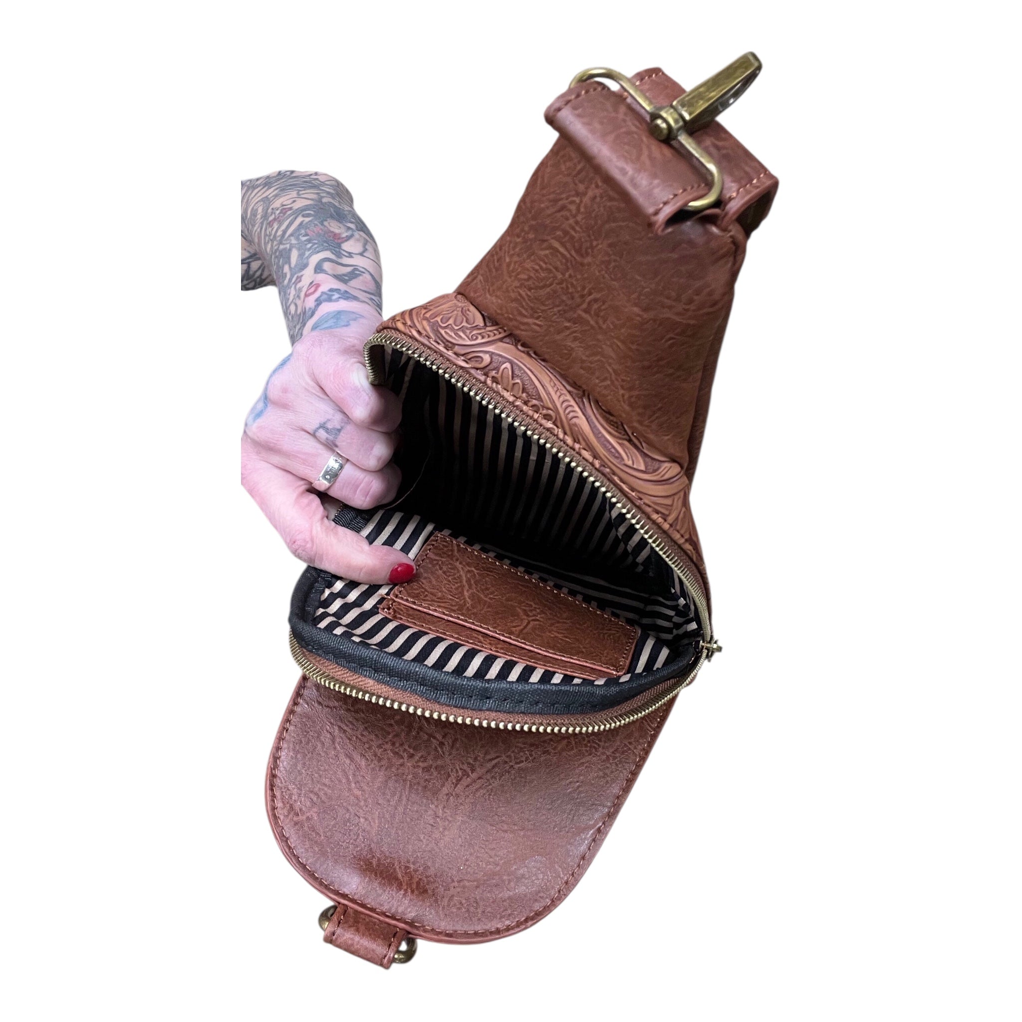 Crossbody By Clothes Mentor In Brown, Size:Small