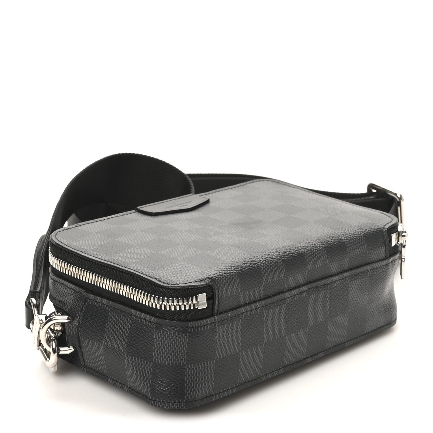 Damier Graphite Alpha Wearable Wallet