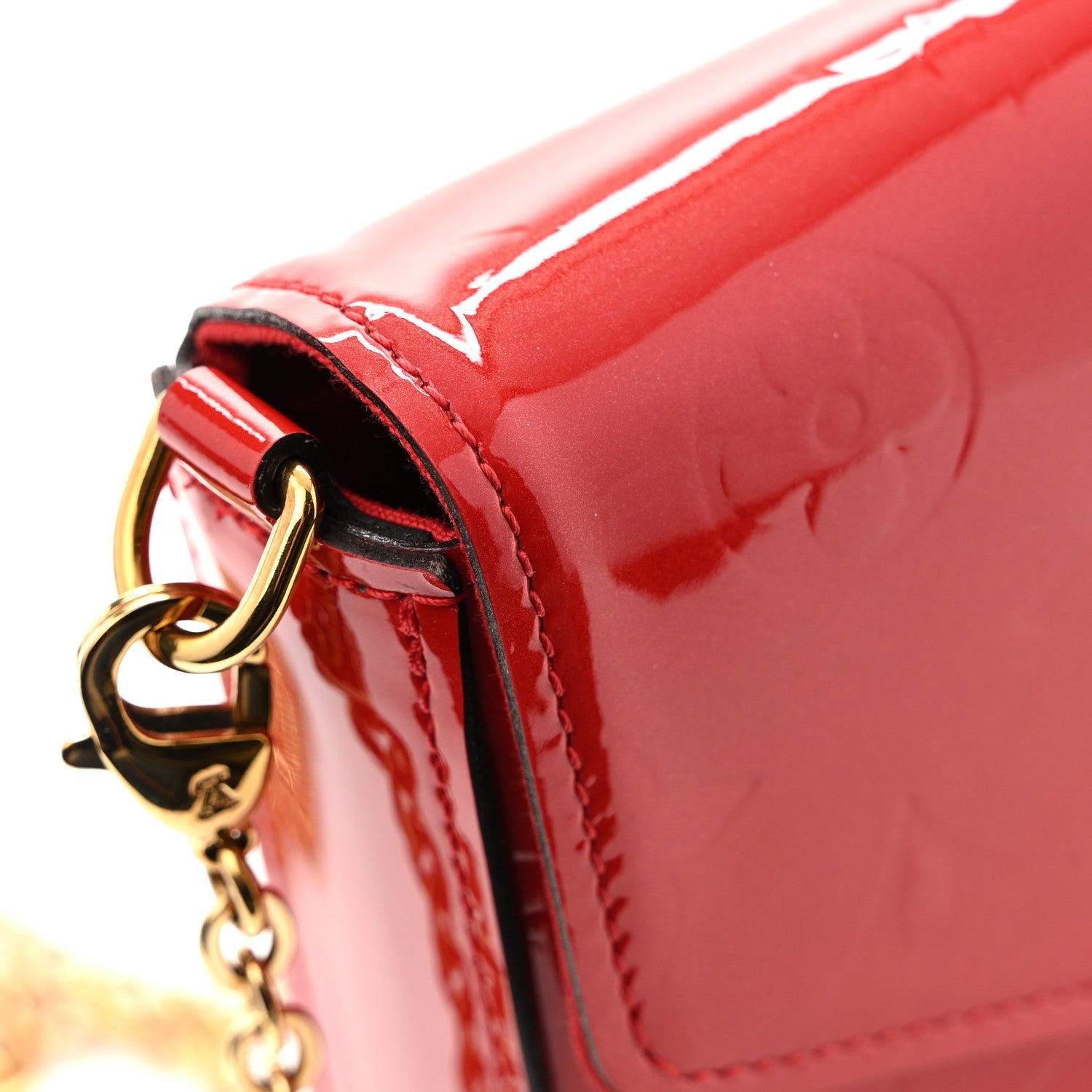 Vernis Felicie Pochette Chain Wallet Cherry