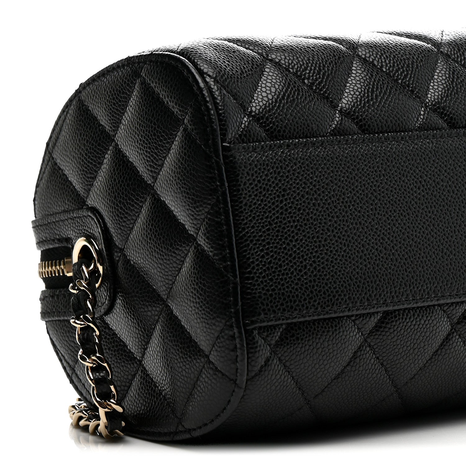 Caviar Quilted Barrel Clutch With Chain Black