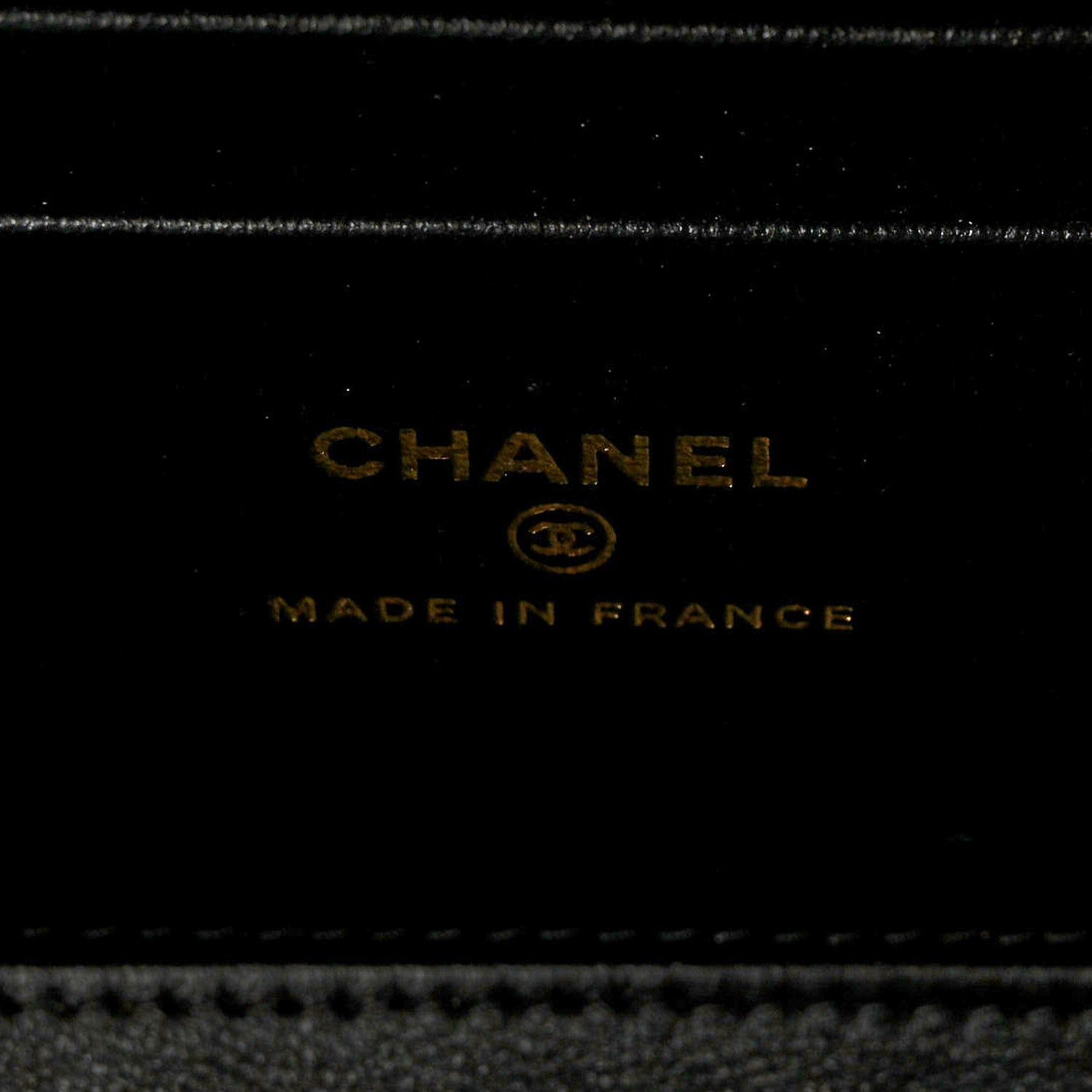 Lambskin Quilted Small Top Handle Vanity Case With Chain Black