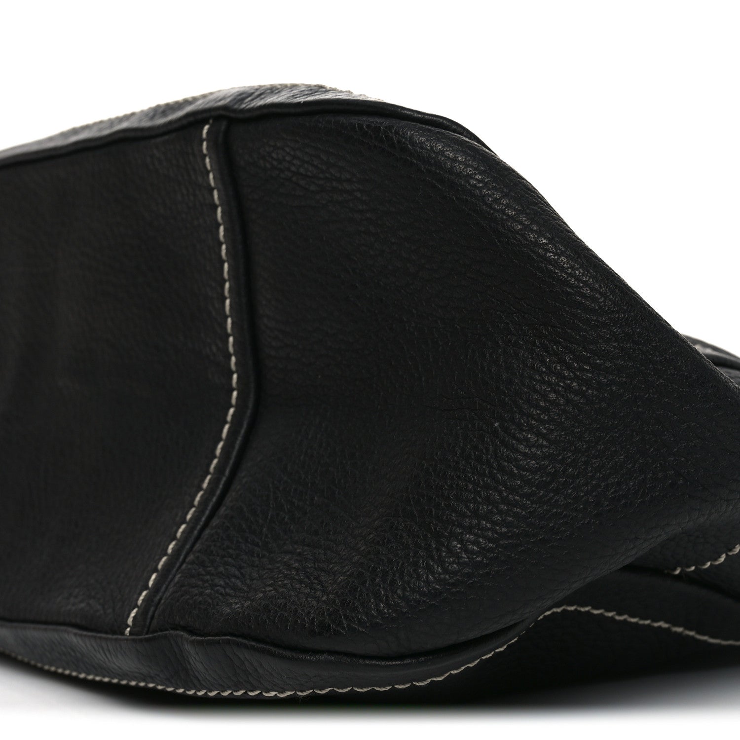 Vitello Daino Hobo Black