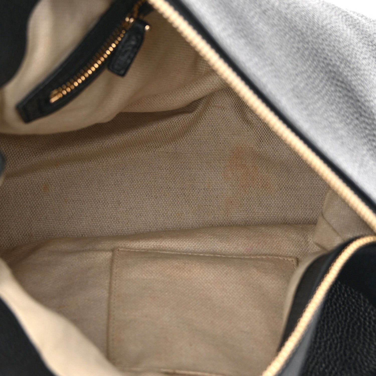 Pebbled Calfskin Large Soho Hobo Black