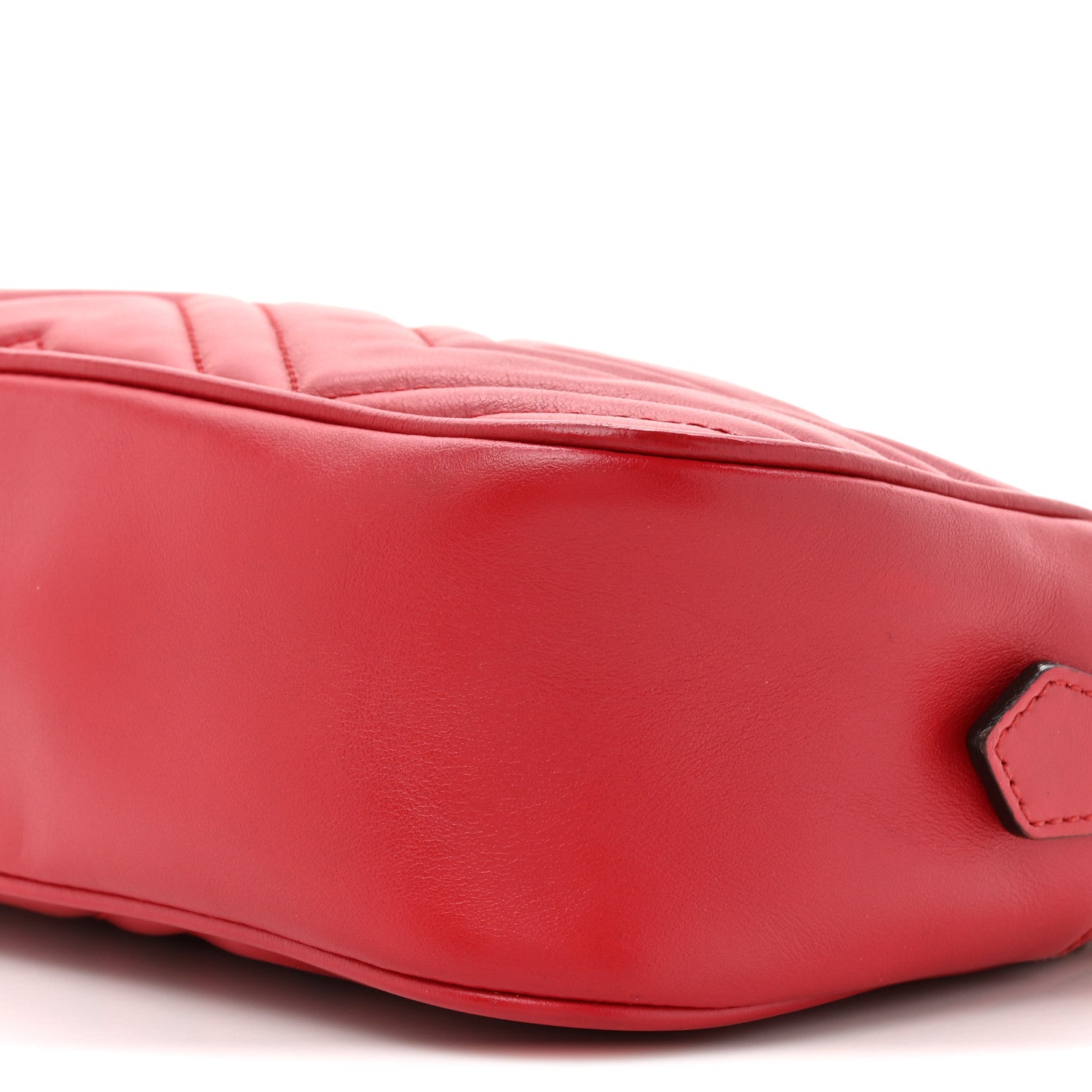Calfskin Matelasse Small GG Marmont Chain Shoulder Bag Hibiscus Red