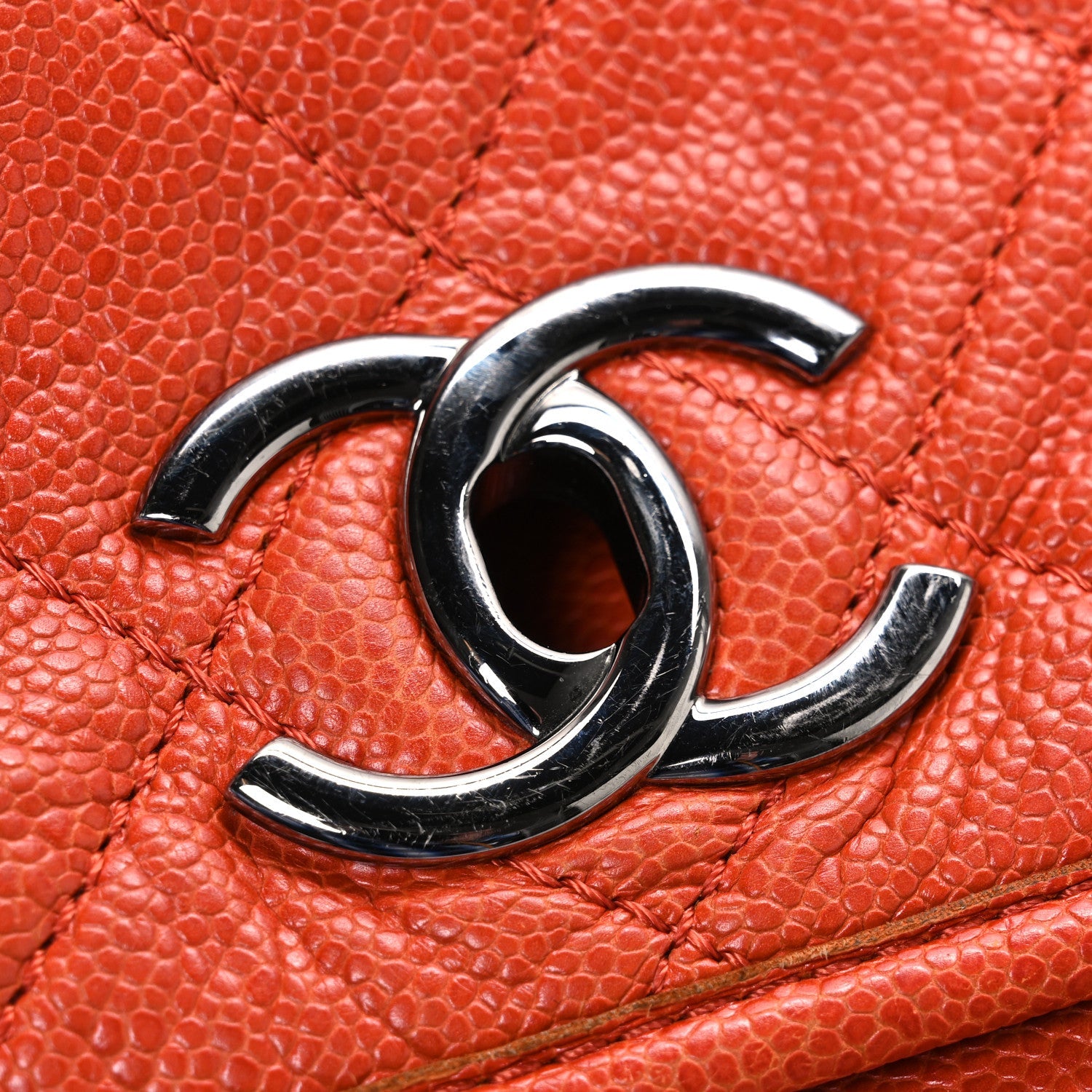 Grained Calfskin Large Natural Beauty Flap Orange