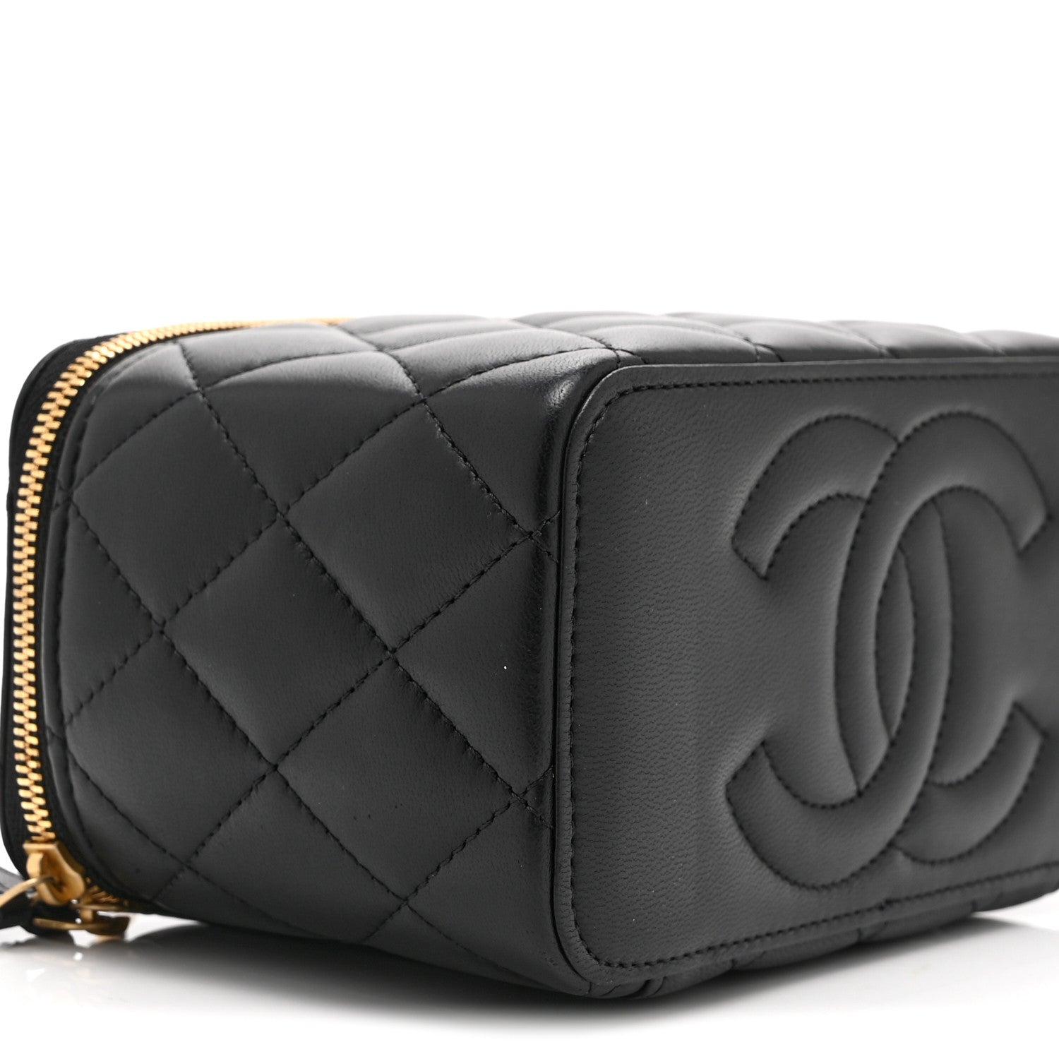 Lambskin Enamel Quilted Small Coco Hearts Vanity Case With Chain Black