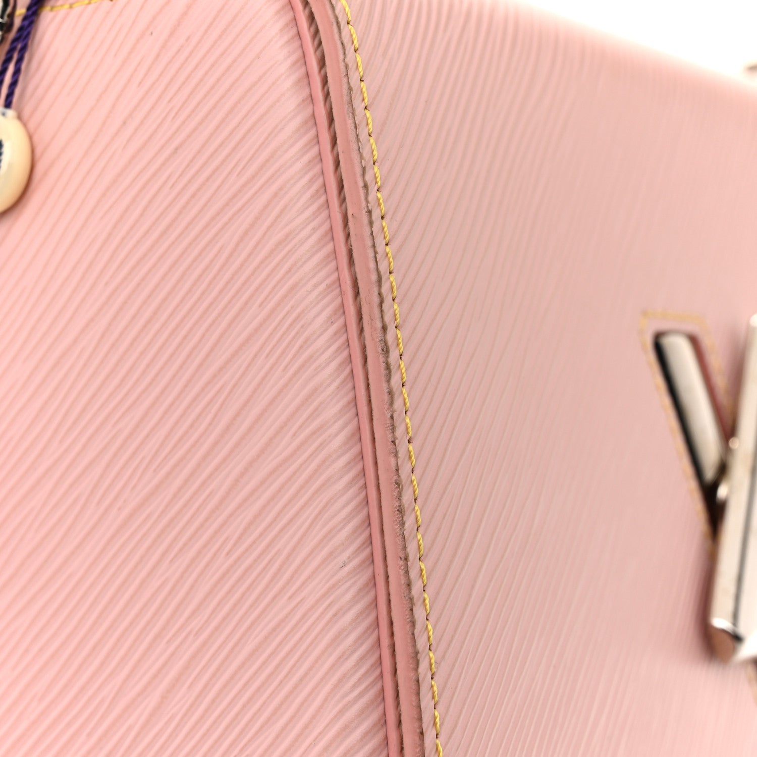 Epi Twist Shoulder Bag MM Rose Ballerine
