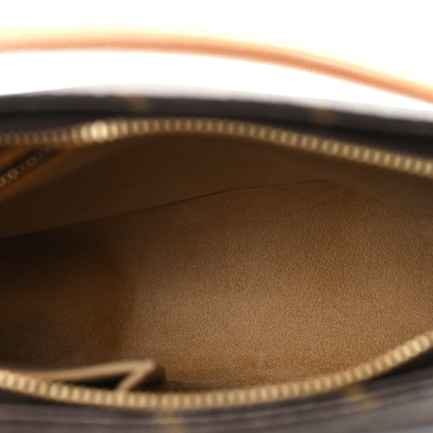 Monogram Looping MM