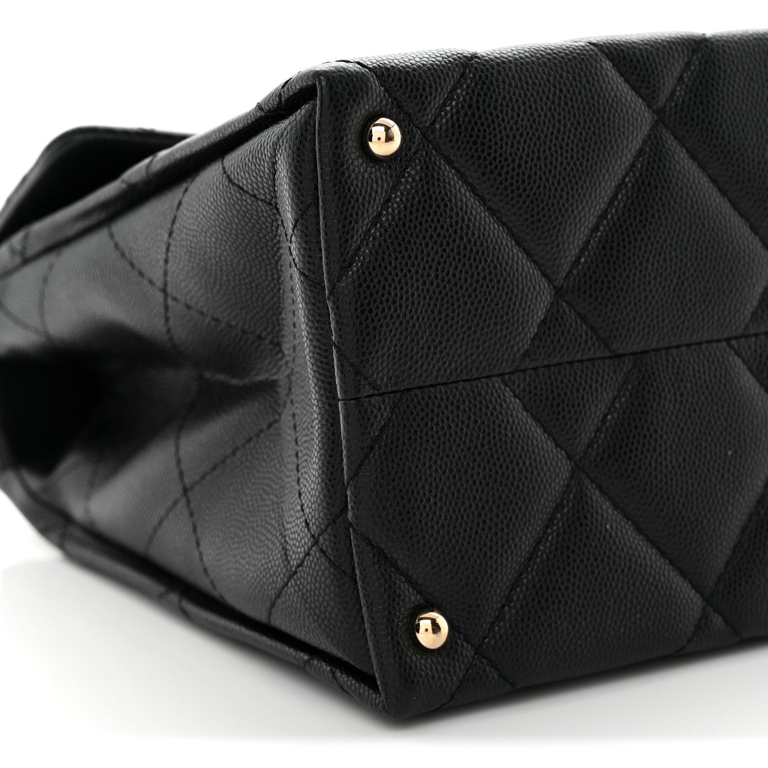 Caviar Quilted Medium Retro Twist Top Handle Flap Black