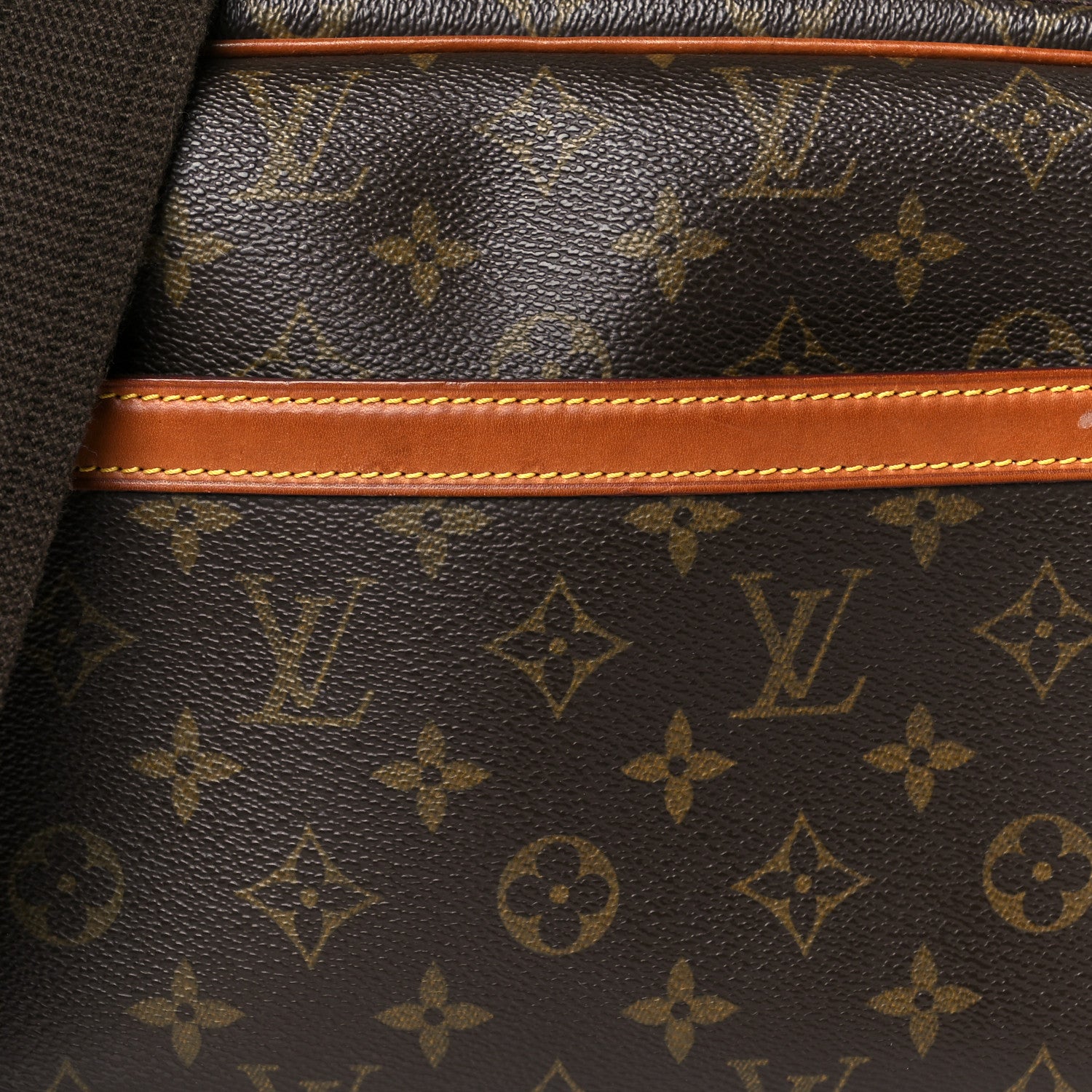 Monogram Reporter PM