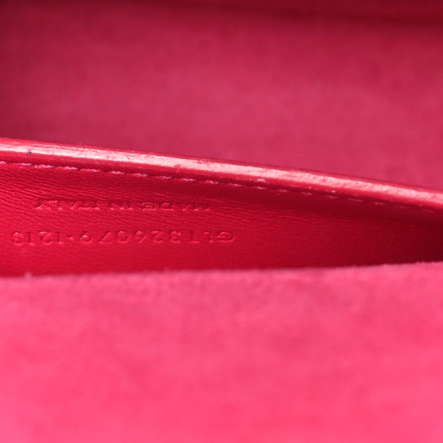 Patent Grain De Poudre Classic Monogram Cassandre Clutch Fuchsia