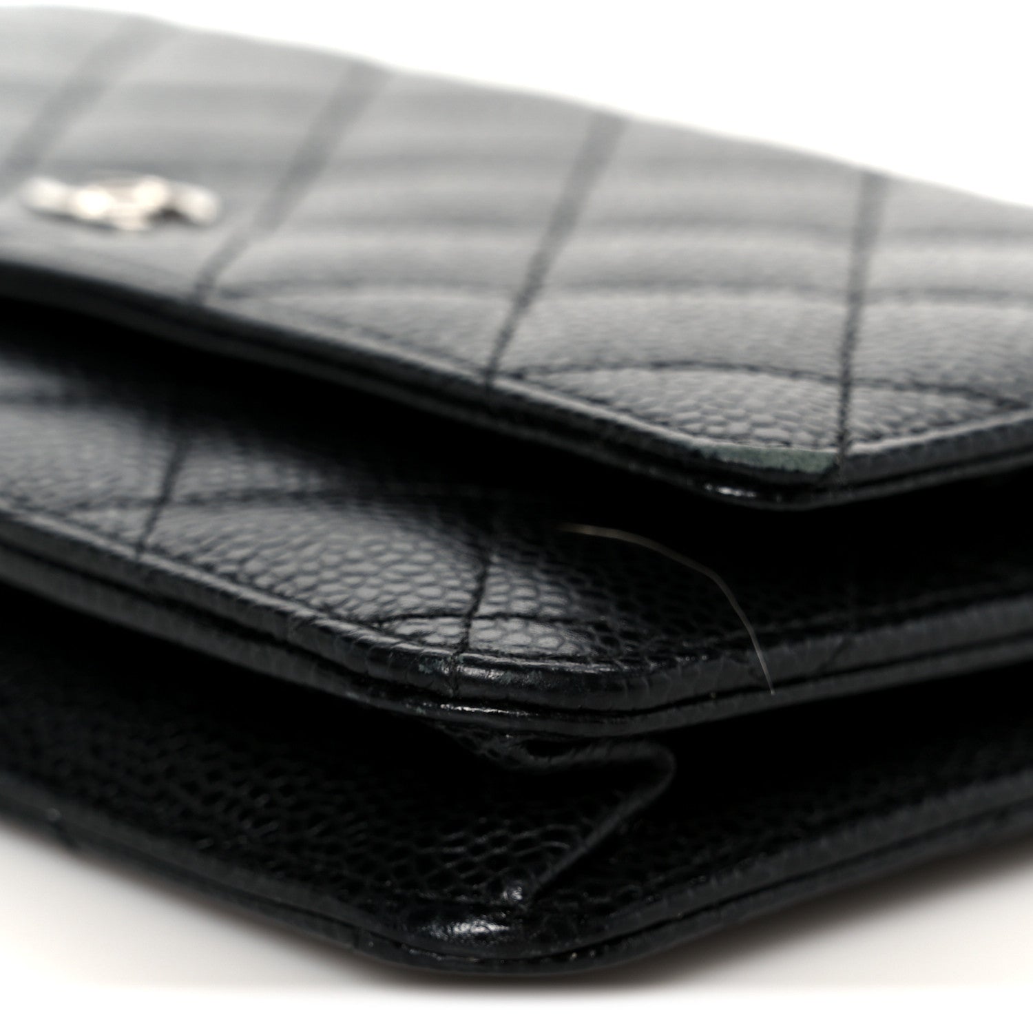 Caviar Quilted Wallet on Chain WOC Black
