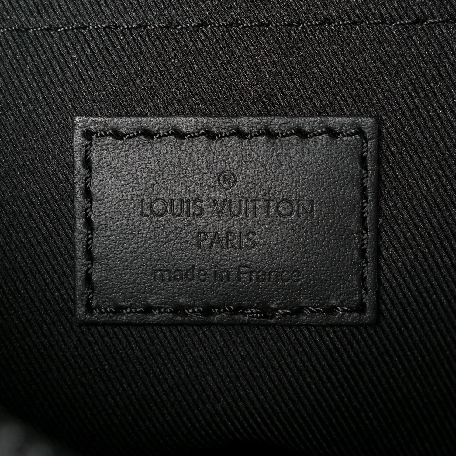 Taurillon Monogram S Lock Messenger Black