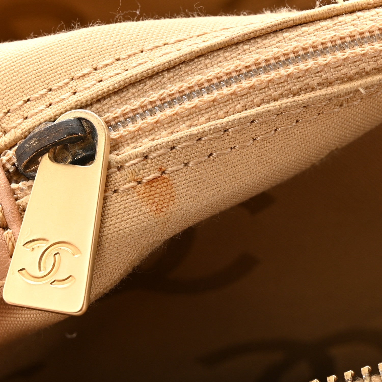 Calfskin Contrast Stitch Surpique Bowler Beige