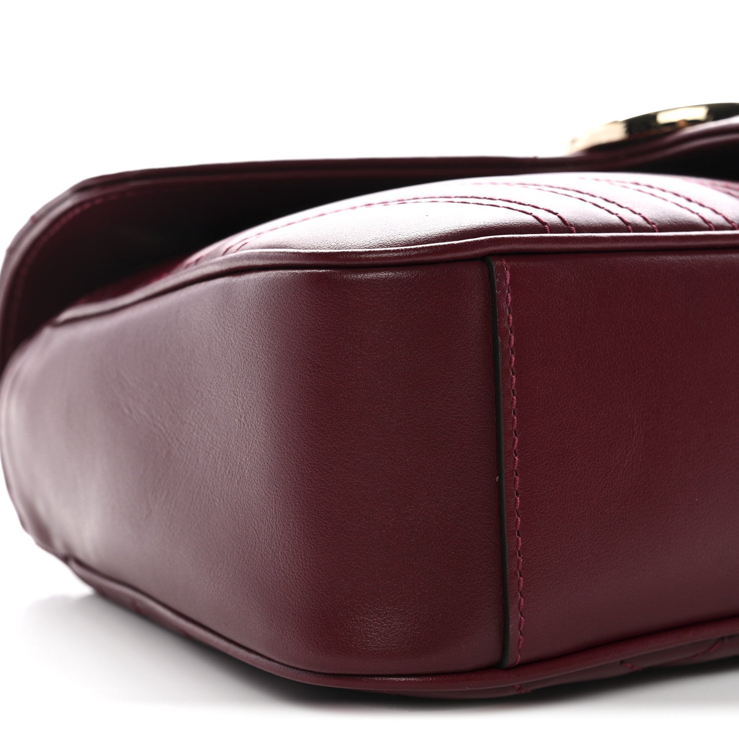 Calfskin Matelasse Medium GG Marmont Shoulder Bag Ancora Red