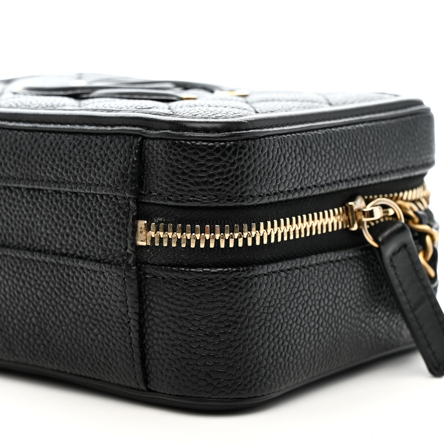 Caviar Quilted Small CC Filigree Vanity Case Black