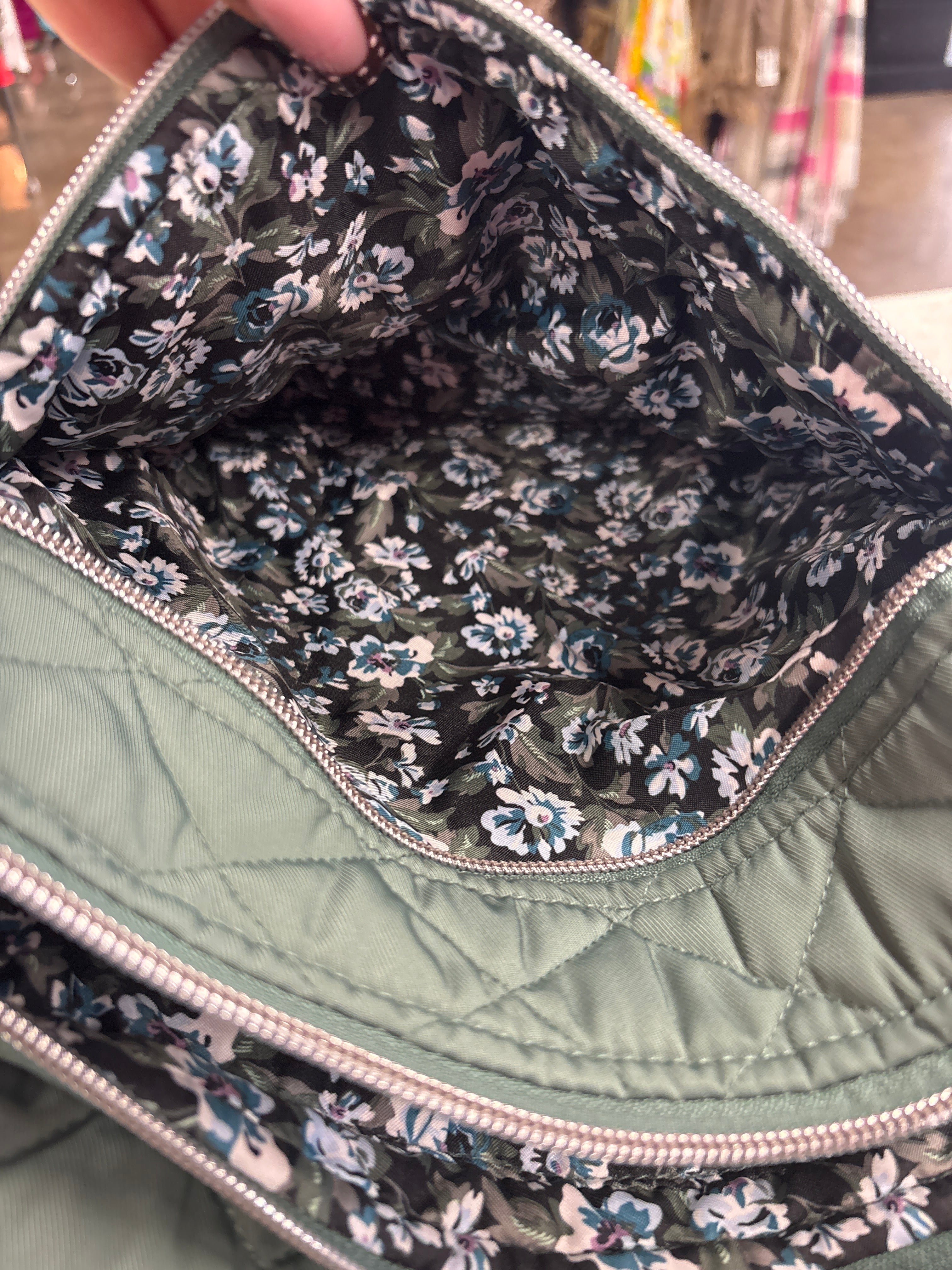 Backpack By Vera Bradley In Green, Size:Large