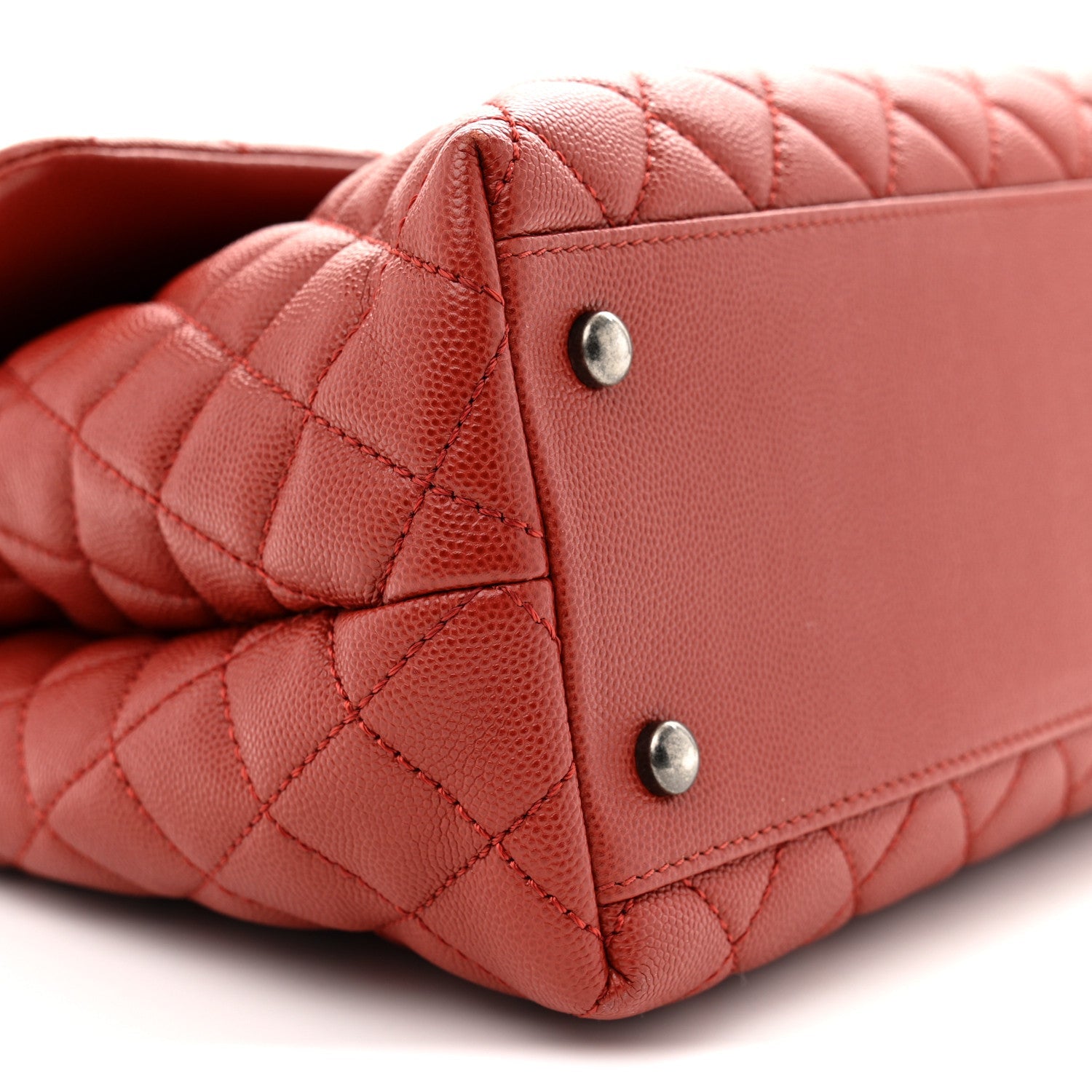 Caviar Quilted Medium Coco Handle Flap Dark Red