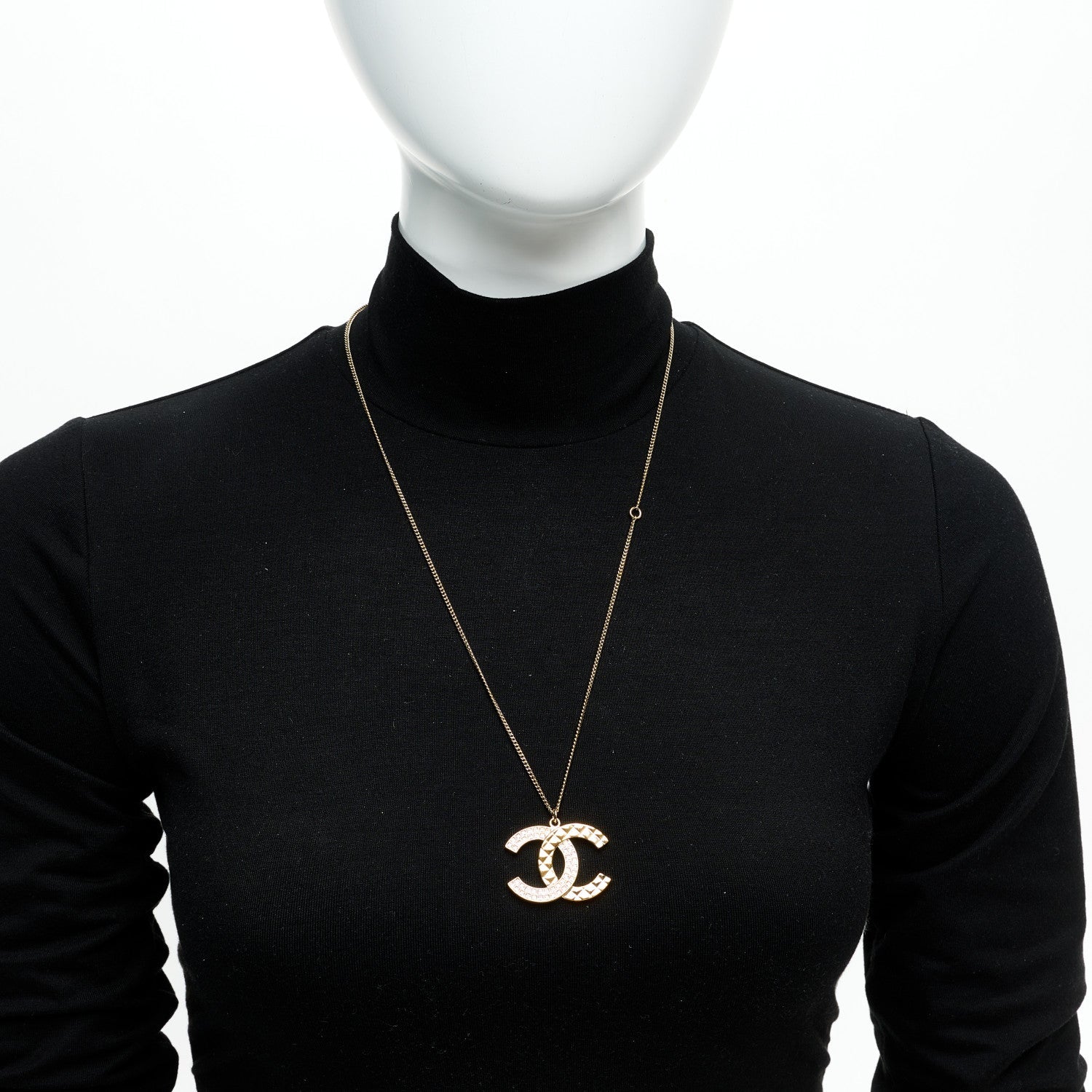 Crystal Metal Quilted CC Pendant Necklace Gold