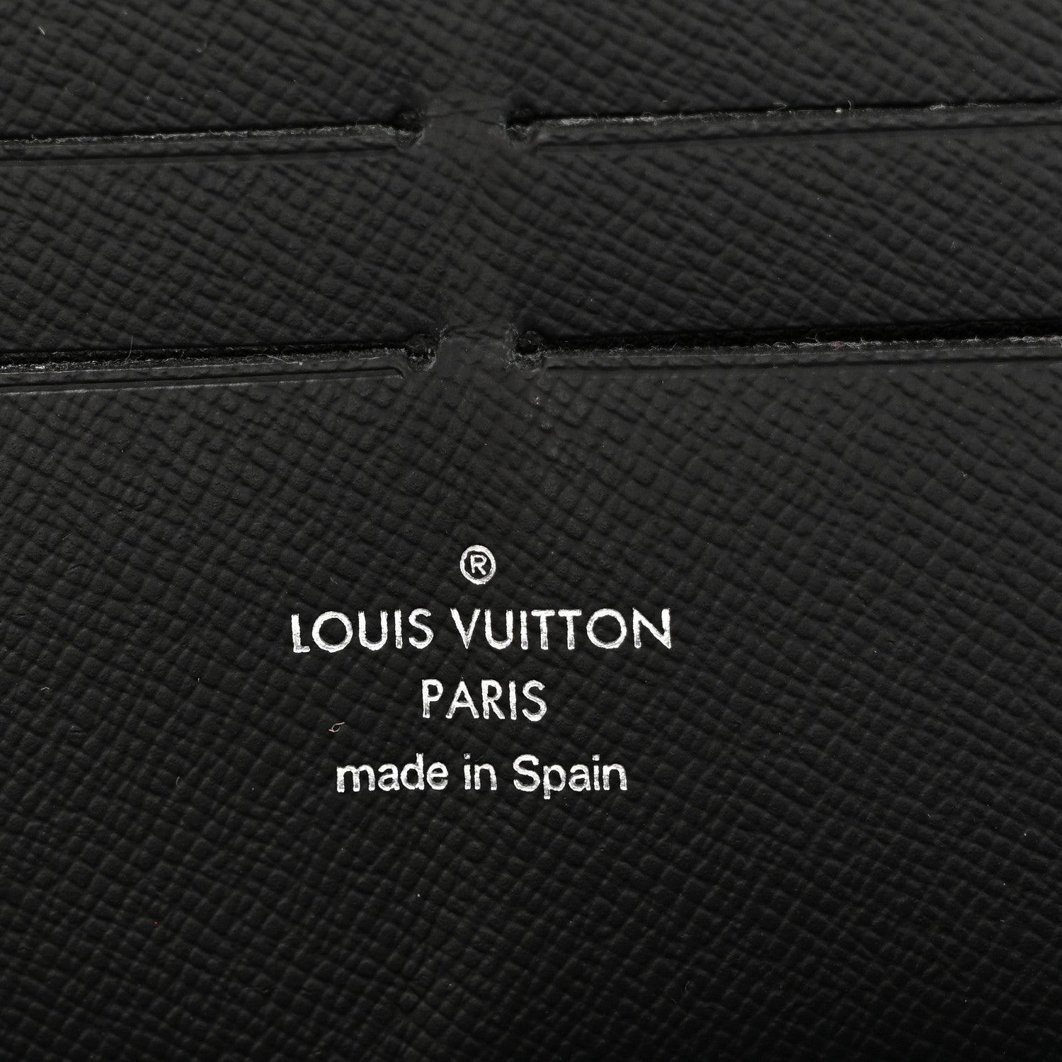 Damier Graphite Zippy Organizer Wallet
