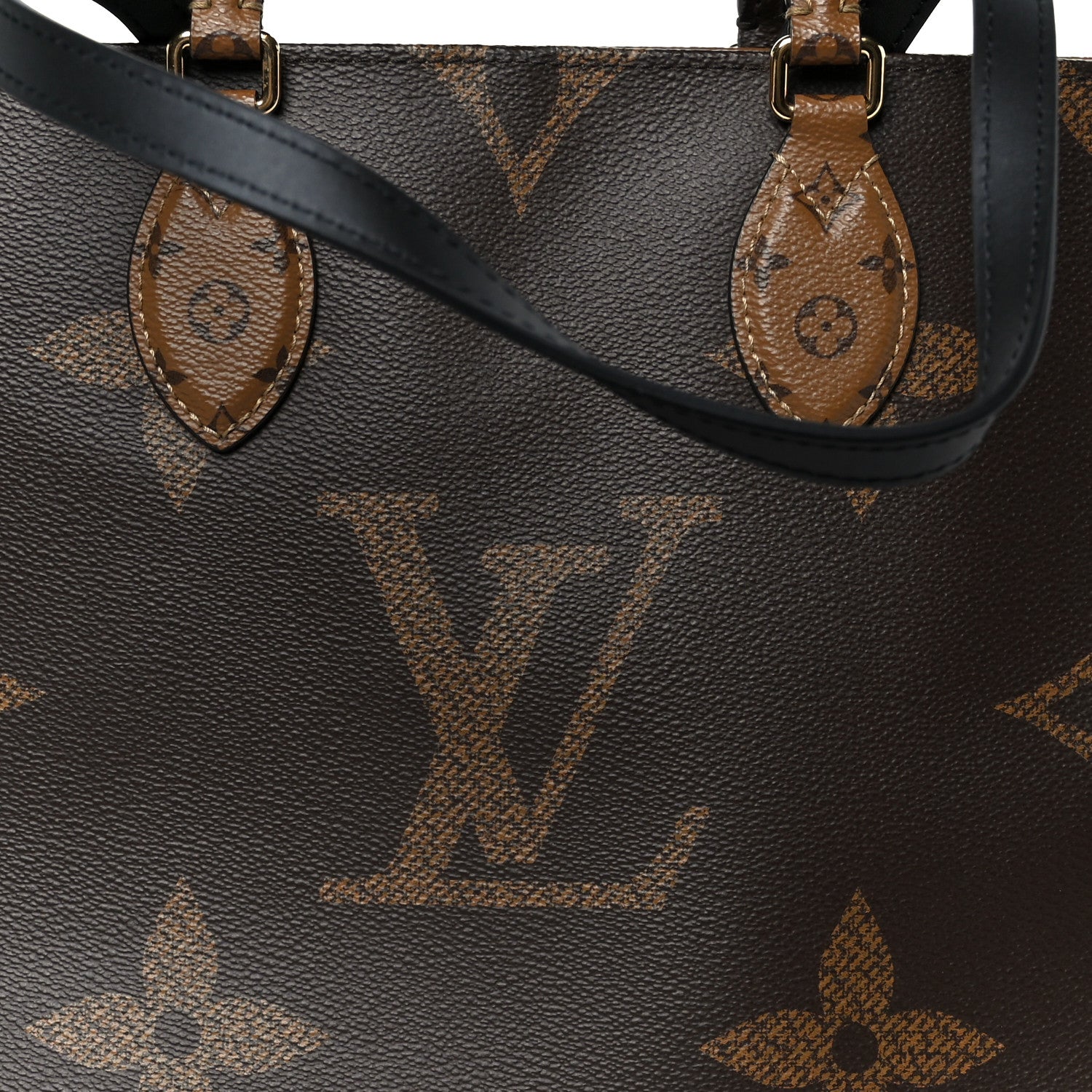 Reverse Monogram Giant Onthego MM