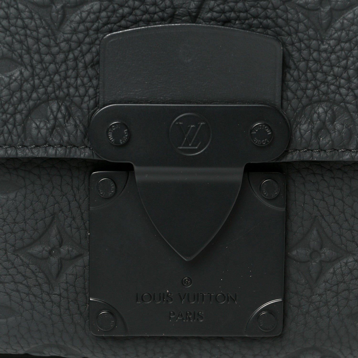Taurillon Monogram S Lock Messenger Black